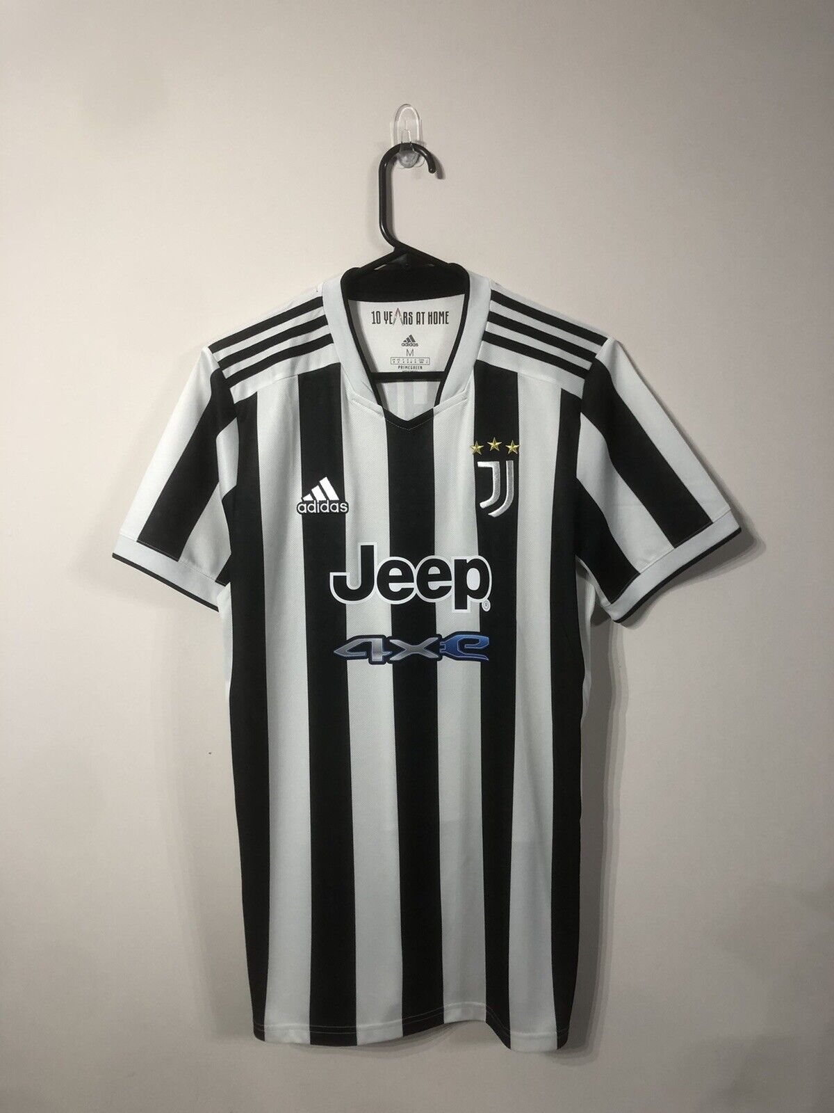 Vlahovic #7 Juventus 2021/22 Medium Home Shirt Adidas Excellent Condition