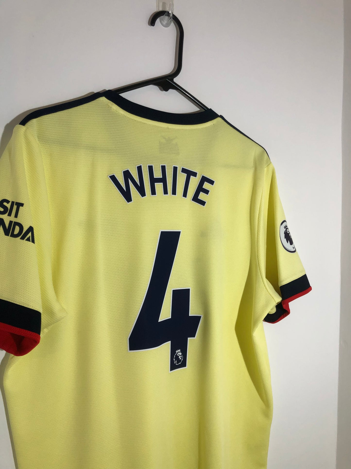 White #4 Arsenal Away 2021/22 Large Shirt Adidas Excellent Condition GM0218