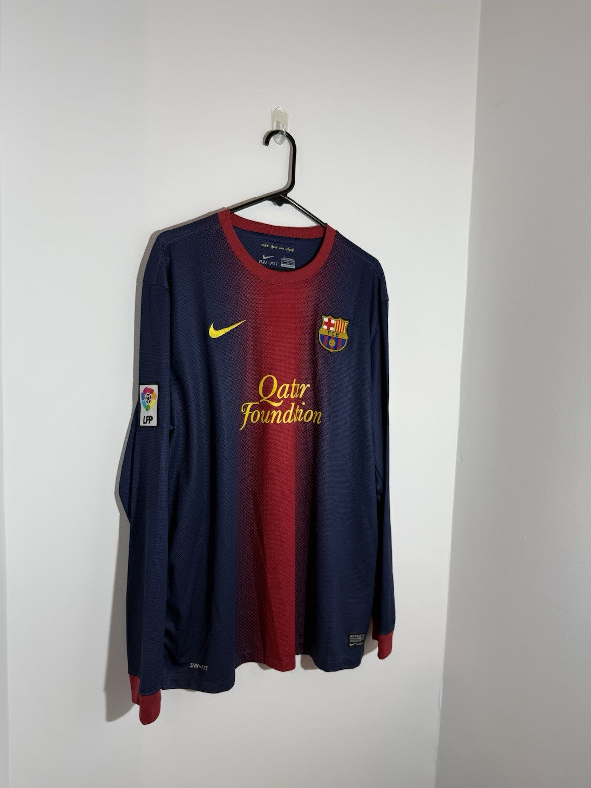 Barcelona 2012/13 XL Long Sleeve Home Nike BNWT 478324-410