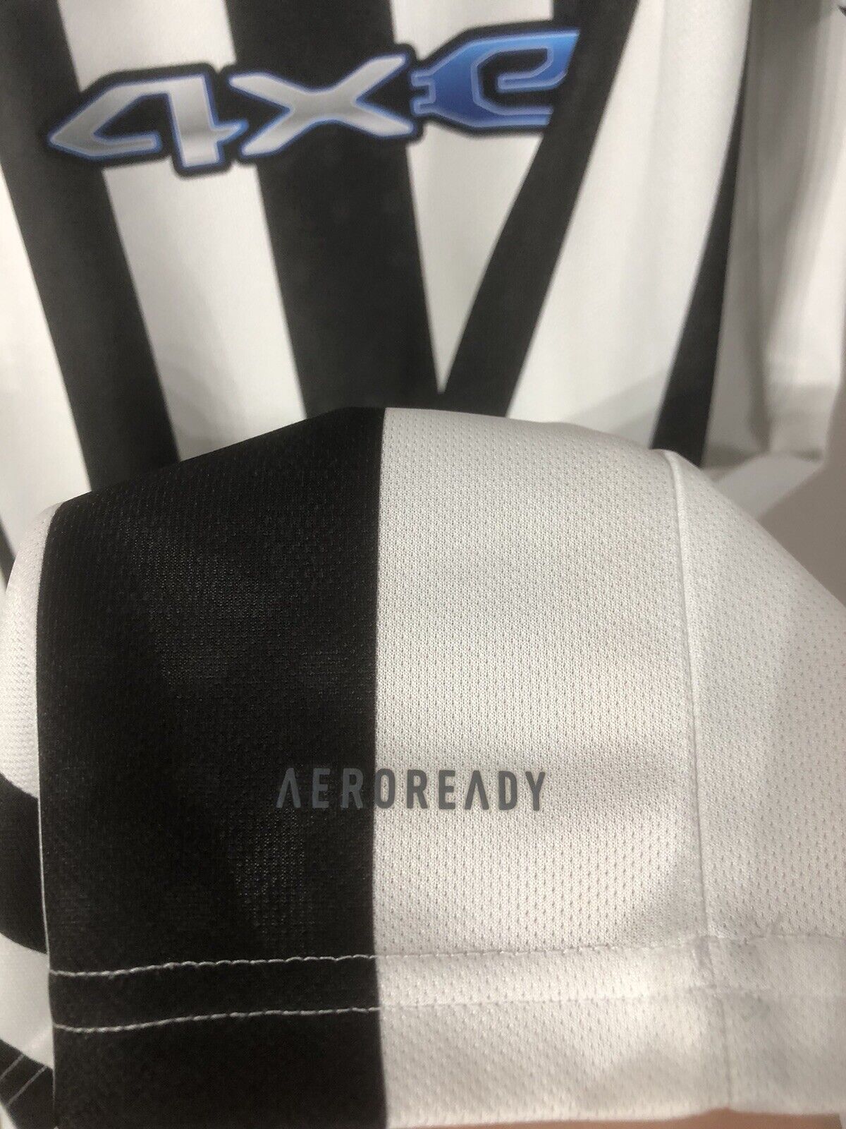Vlahovic #7 Juventus 2021/22 Medium Home Shirt Adidas Excellent Condition