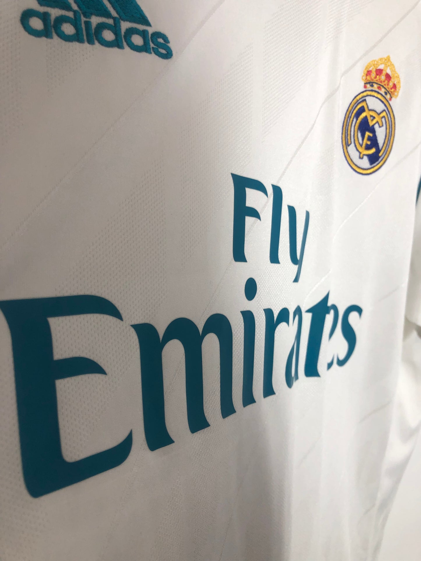 Ronaldo #7 Real Madrid 2017/18 Medium Home Shirt Excellent Condition AZ8059