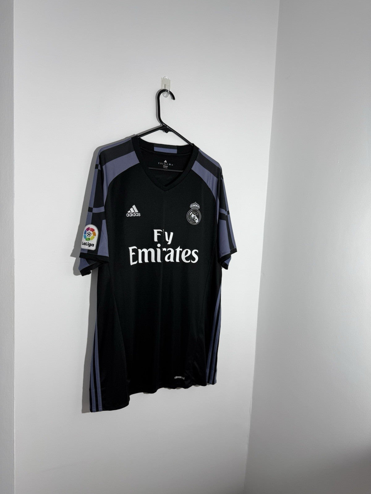 Real Madrid Sergio Ramos #4 2016/17 XL 3rd Shirt Excellent Condition AI5139