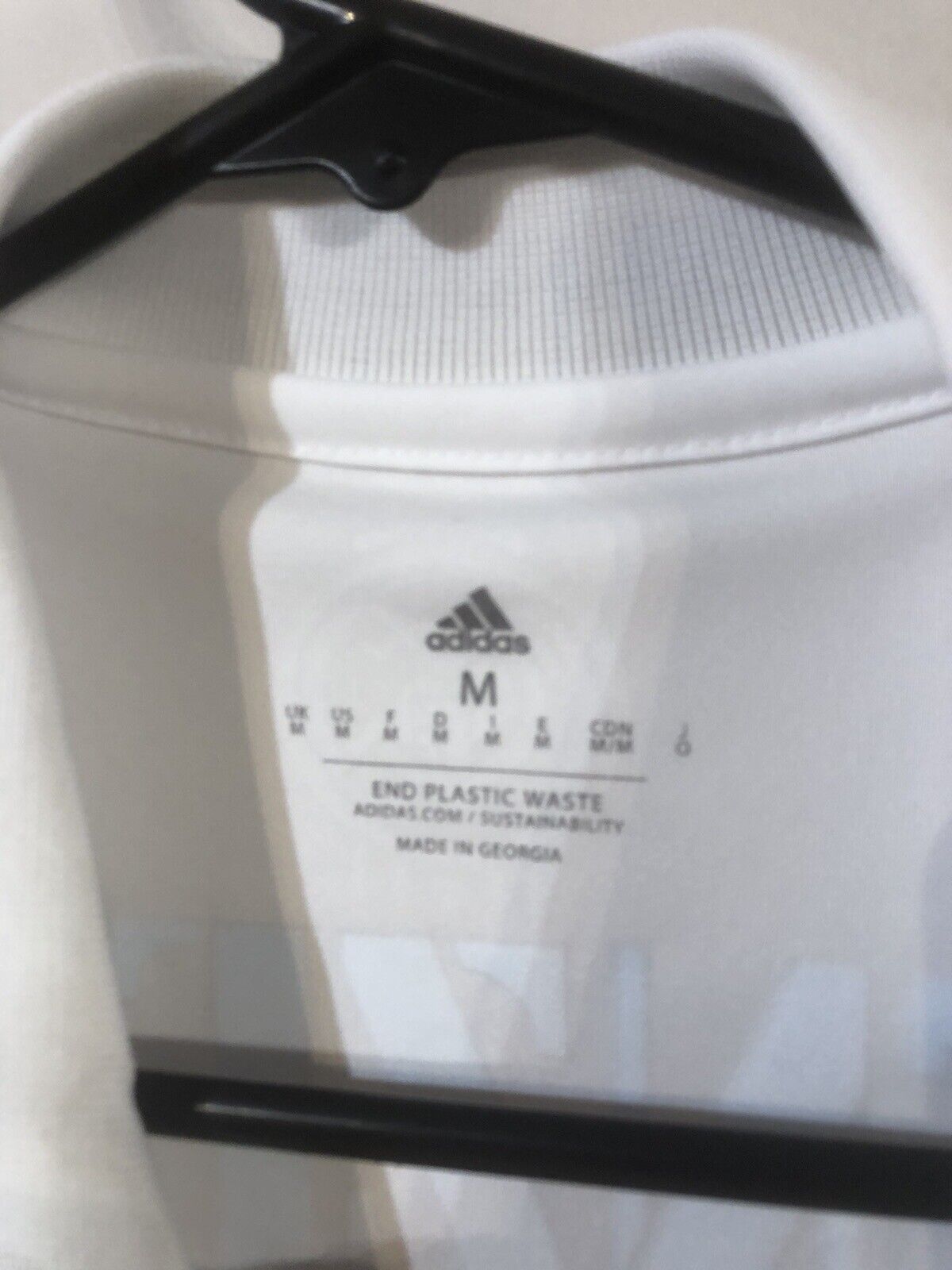 Benzema #9 Real Madrid 2022/23 Home Medium Football Shirt Adidas BNWT