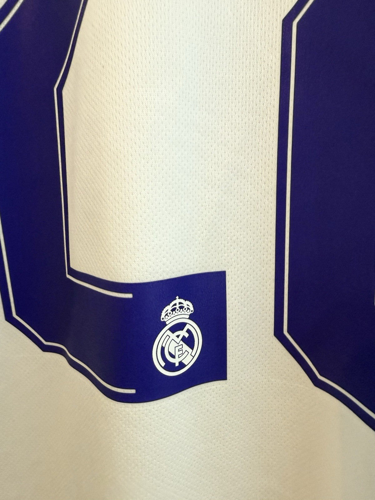 Real Madrid Isco #22 2021/22 Large Home Shirt Adidas Excellent Condition GQ1359