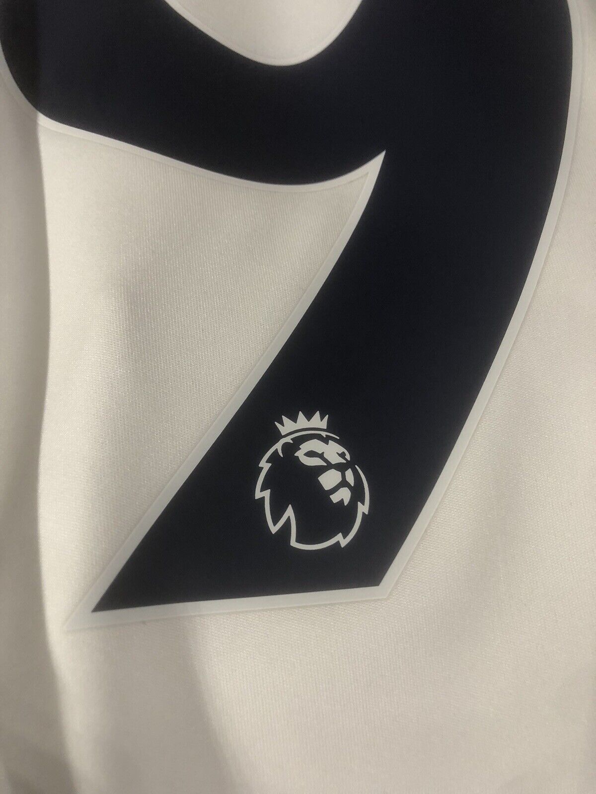 Rodrigo M. 19 Leeds United 2022 23 Medium Home Shirt Excellent Condition Hc1062