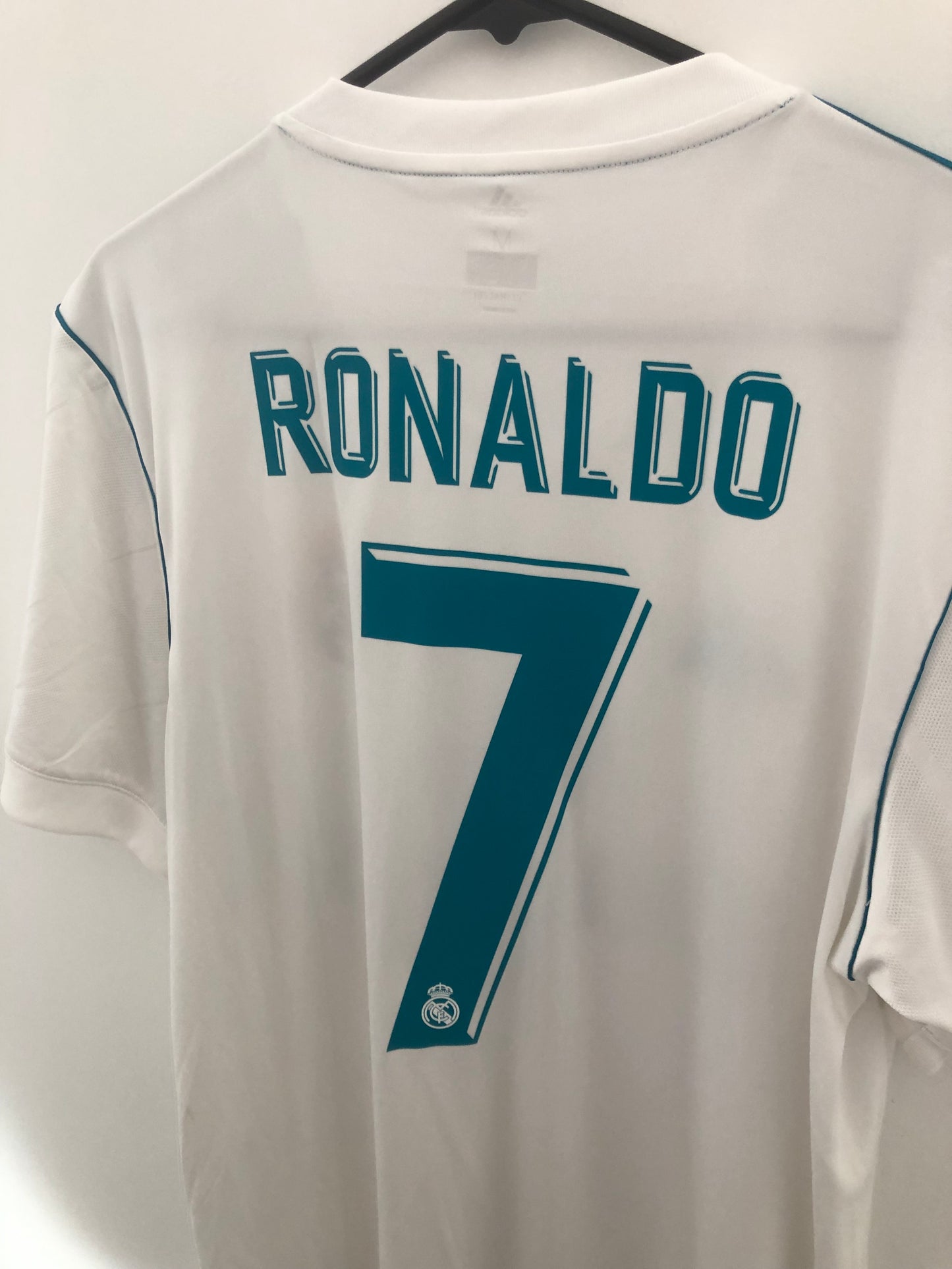 Ronaldo #7 Real Madrid 2017/18 Medium Home Shirt Excellent Condition AZ8059