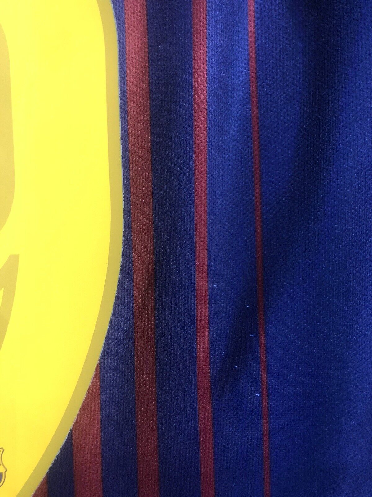 Suarez #9 Barcelona 2017/18 Small Home Shirt Nike Good Condition