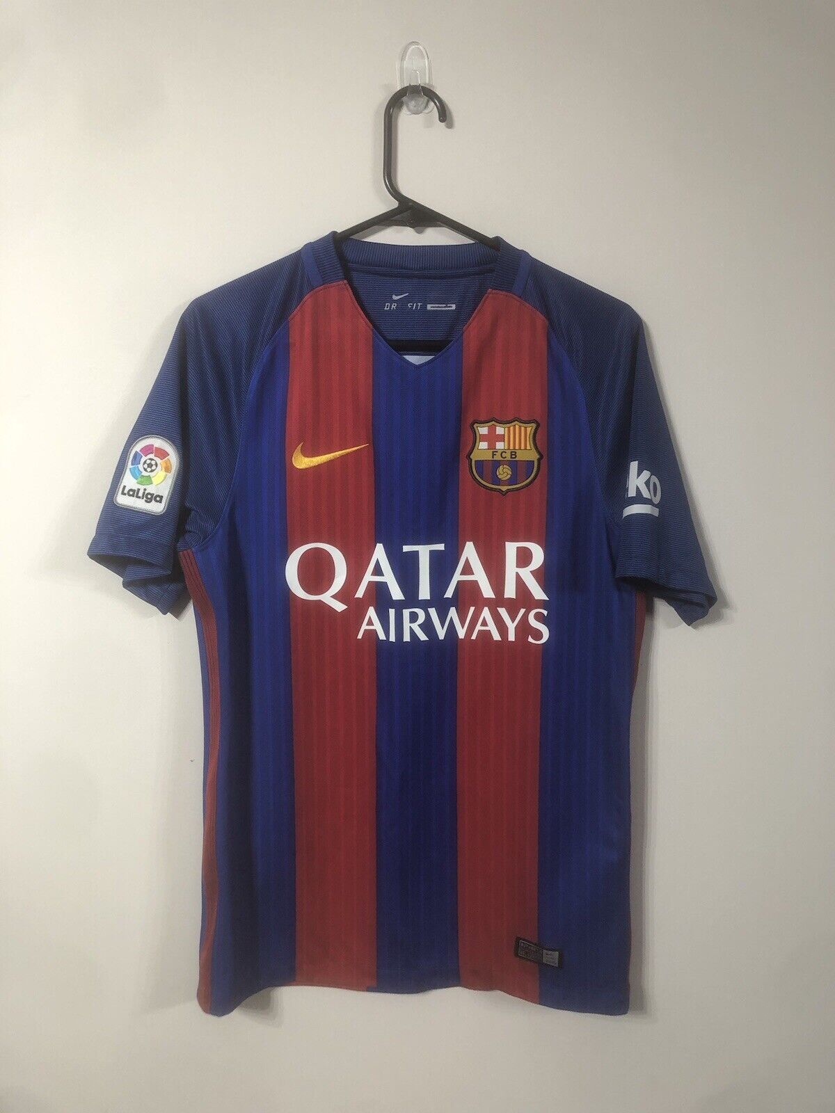 Messi 10 Barcelona 2016 17 Home Small Shirt Nike Excellent Condition 776850 481