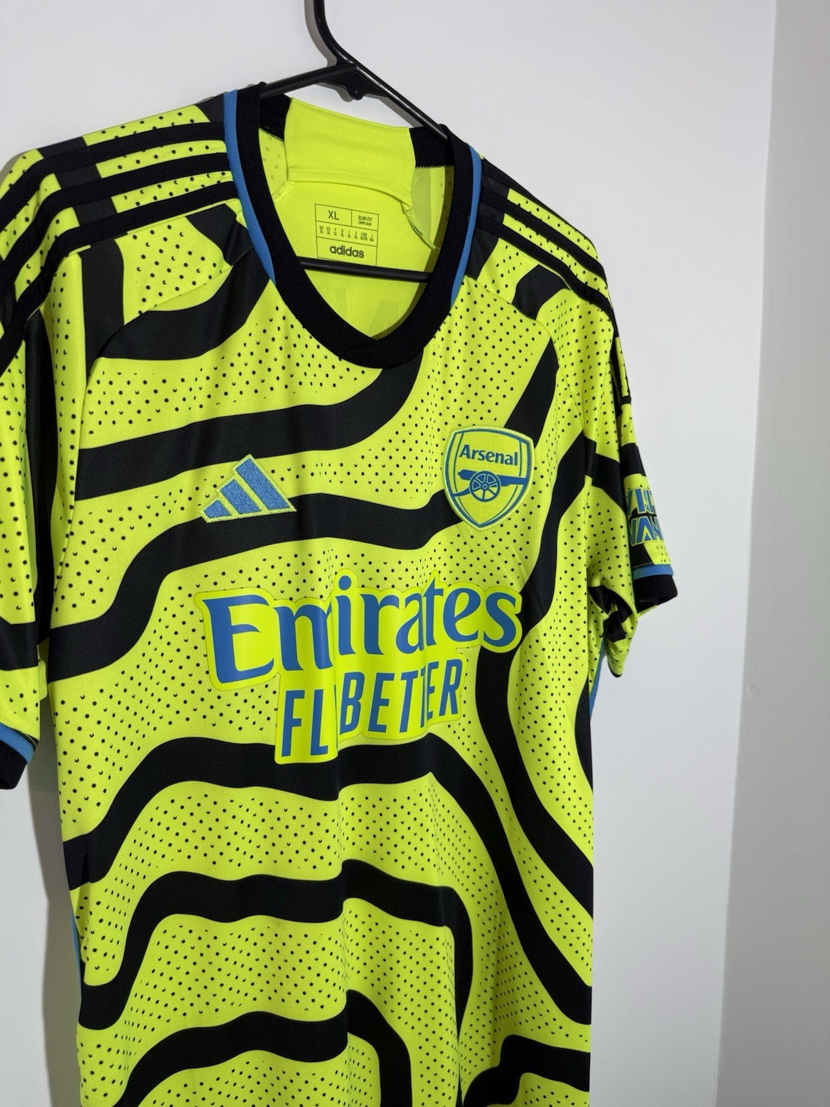 Arsenal Saka #7 2023/24 XL Away Shirt Adidas Excellent Condition HR6927