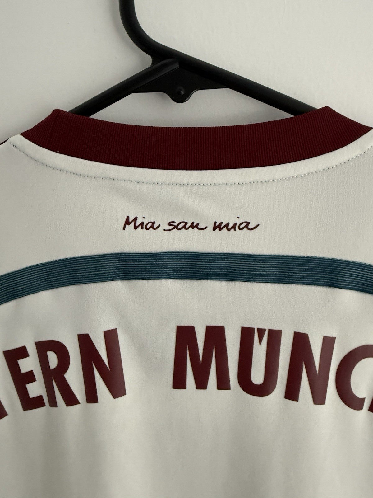 Bayern Munich 2014/15 Medium Away Shirt Adidas Excellent Condition F48414