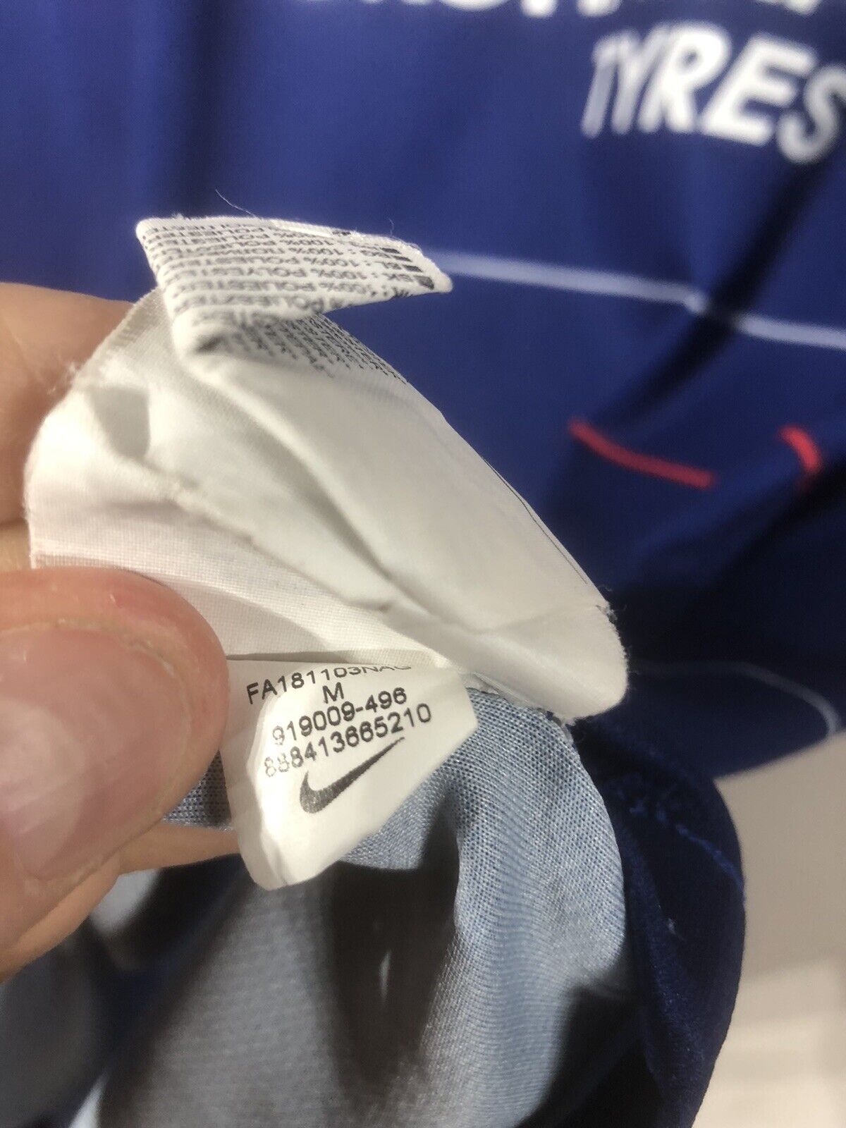 Azpilicueta #28 Chelsea Medium 2018/19 Home Shirt Nike Very Good Condition