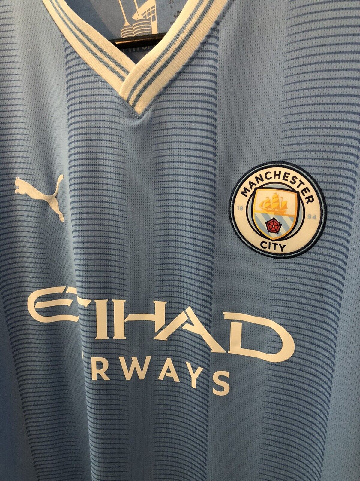 Akanji 25 Manchester City 2023 24 Large Home Shirt Excellent Condition 770438 01