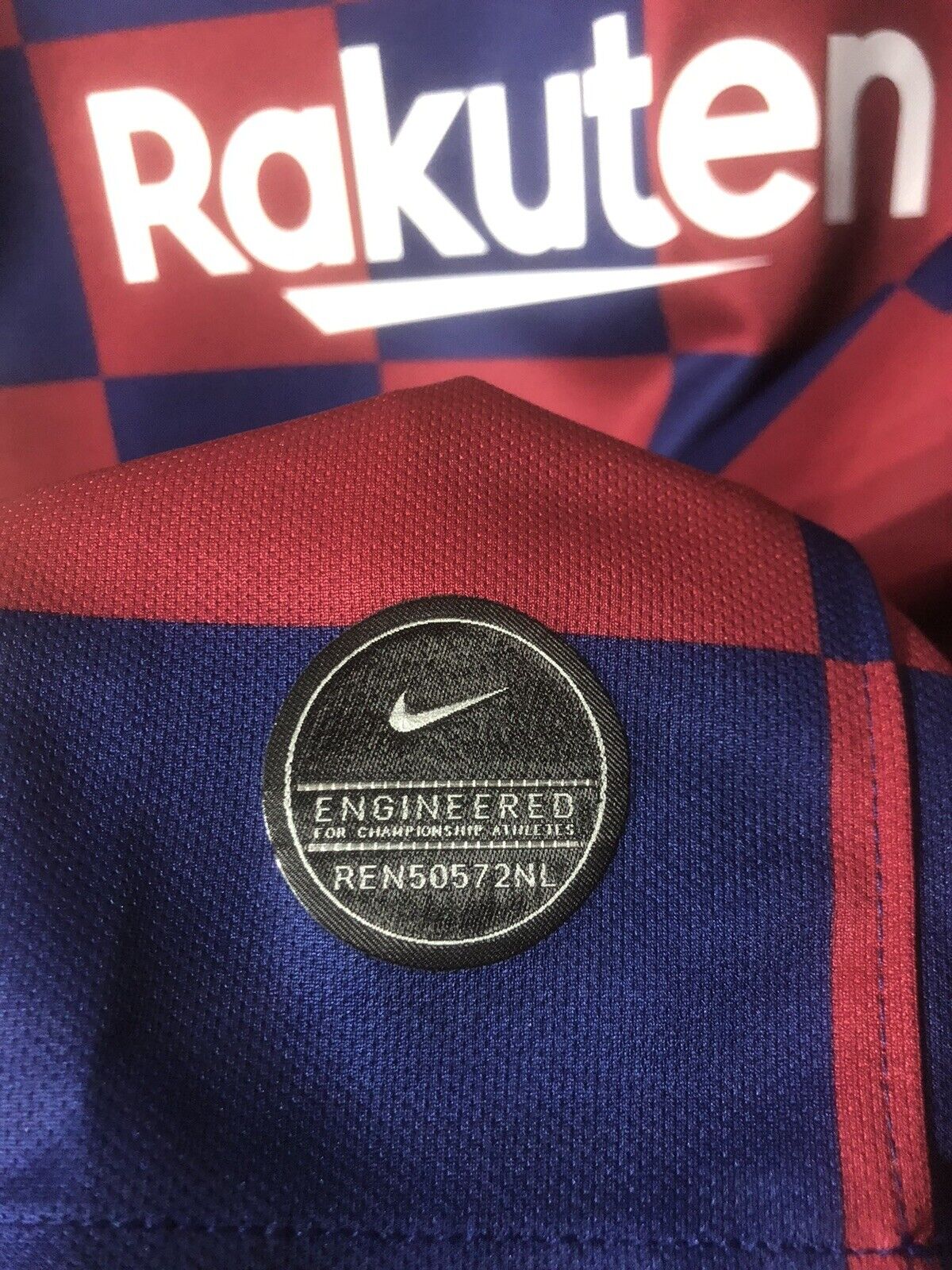 Suarez #9 Barcelona Medium 2019/20 Home Football Shirt Nike Excellent Condition