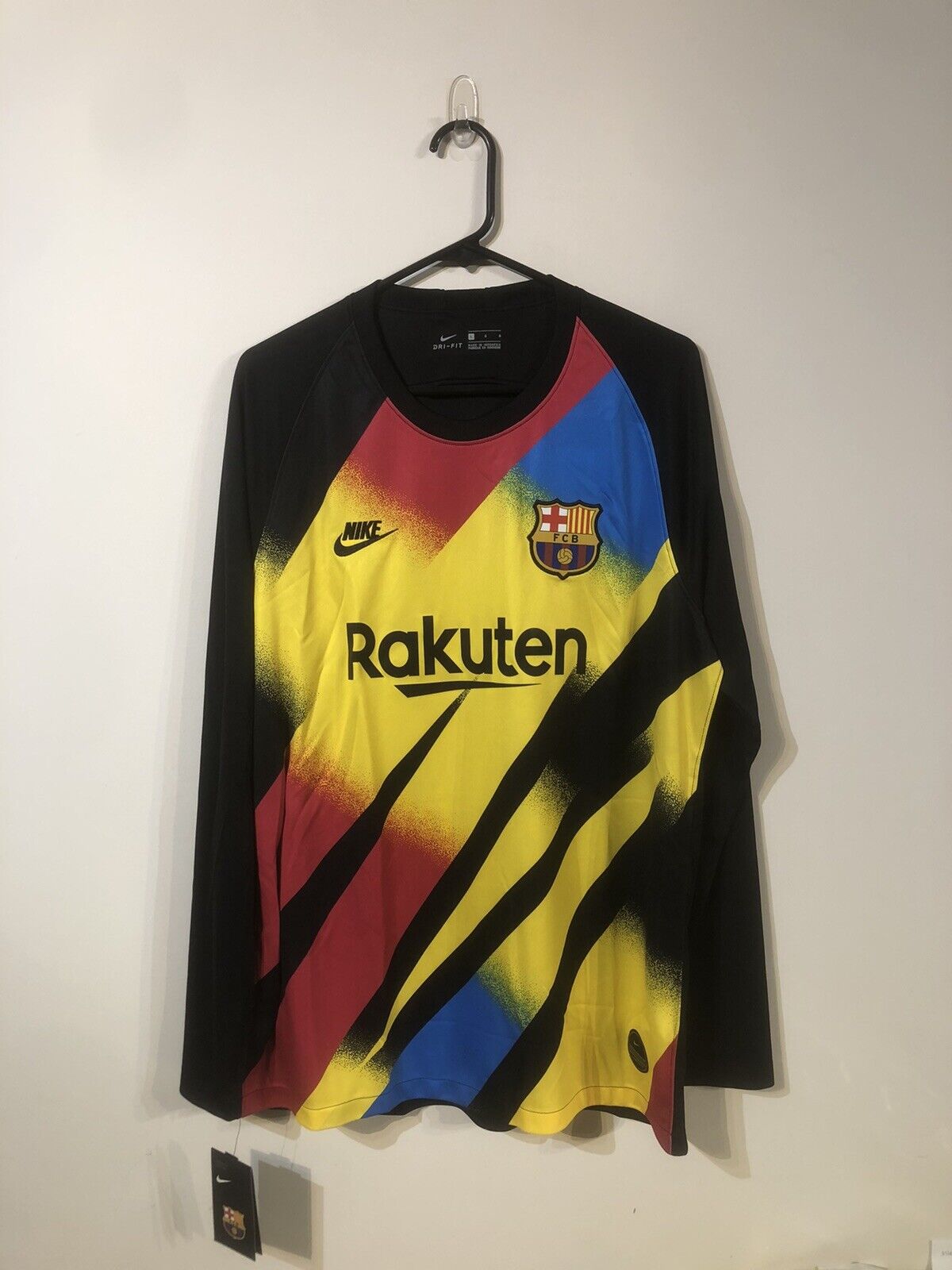 Barcelona 2019/20 Large Away Goalkeeper Football Shirt Jersey Nike BNWT