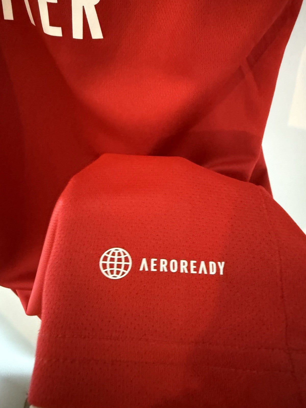 Arsenal Saka #7 2022/23 Small Home Shirt Excellent Condition H35903