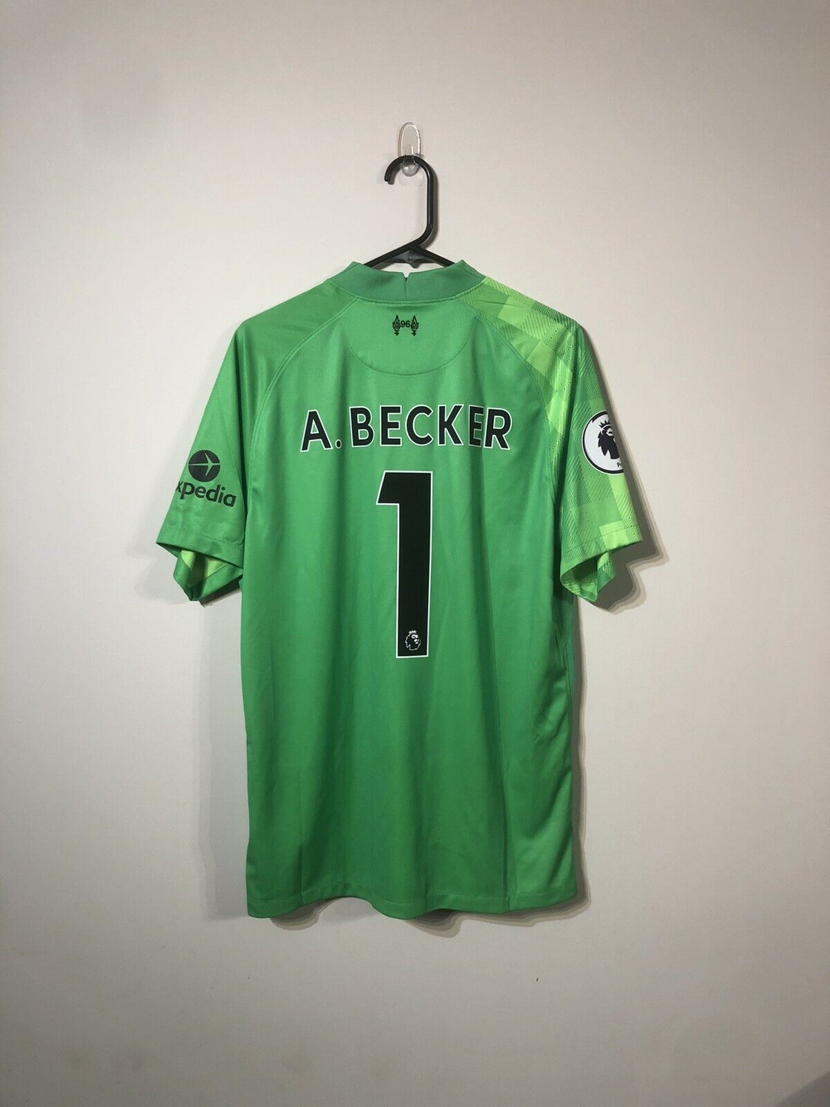 A. Becker #1 Liverpool 2021/22 Large Home Goalkeeper Shirt Nike BNWT
