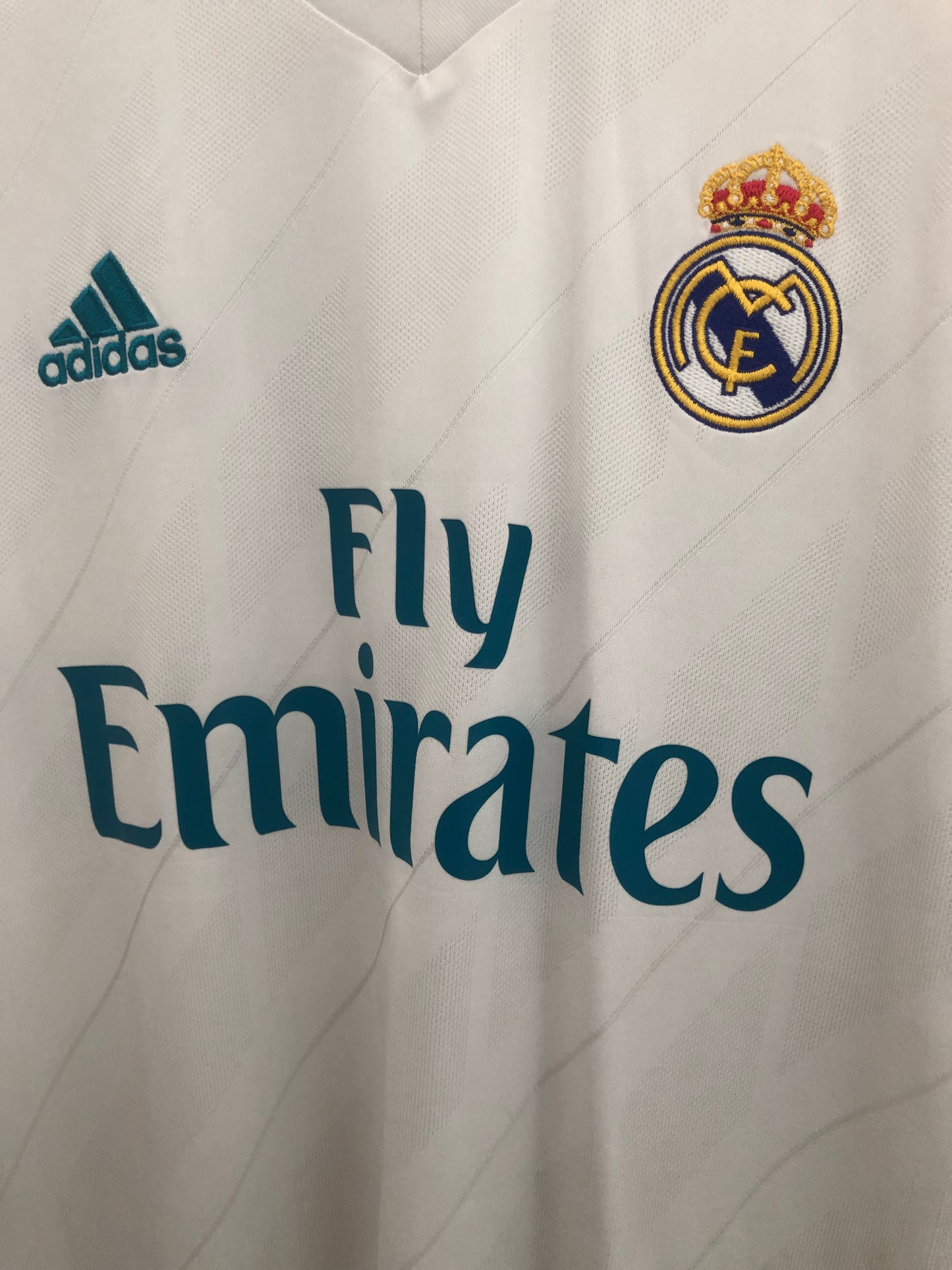 Ronaldo #7 Real Madrid 2017/18 Medium Home Shirt Excellent Condition AZ8059