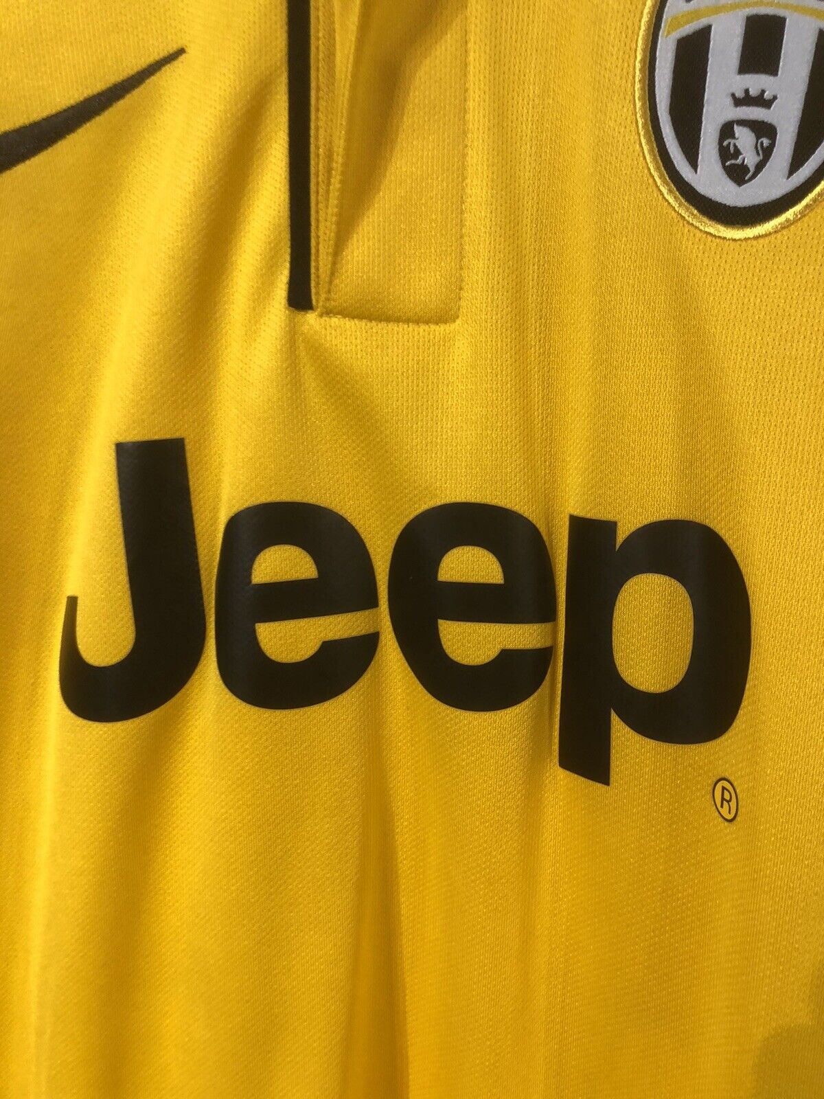 Vidal #23 Juventus 2013/14 Away Small Football Shirt Nike Very Good Condition