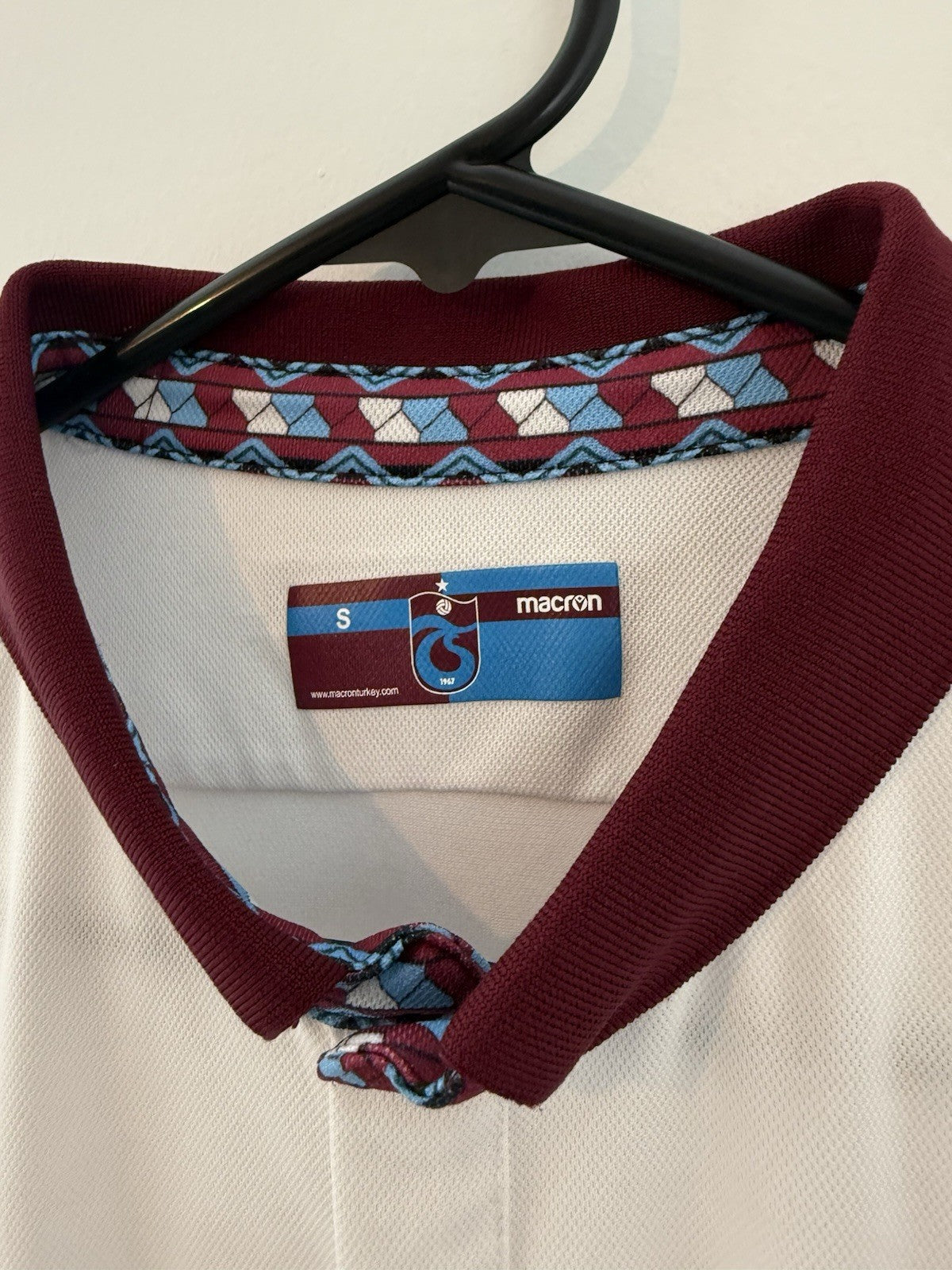 Trabzonspor 2020/21 Small Away Shirt Macron Excellent Condition