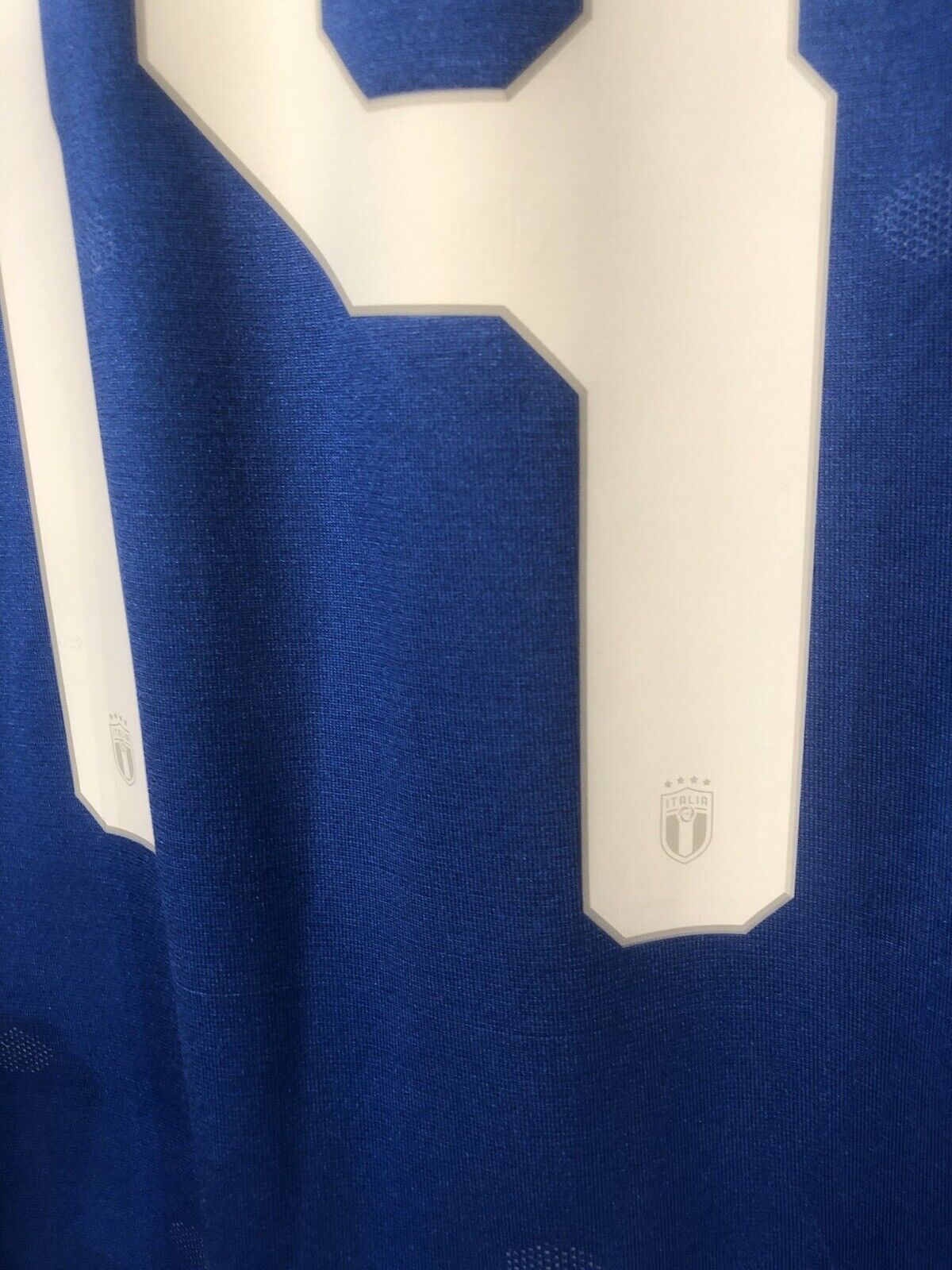 Chiesa #14 Italy 2018 Home Large Football Shirt Puma BNWT