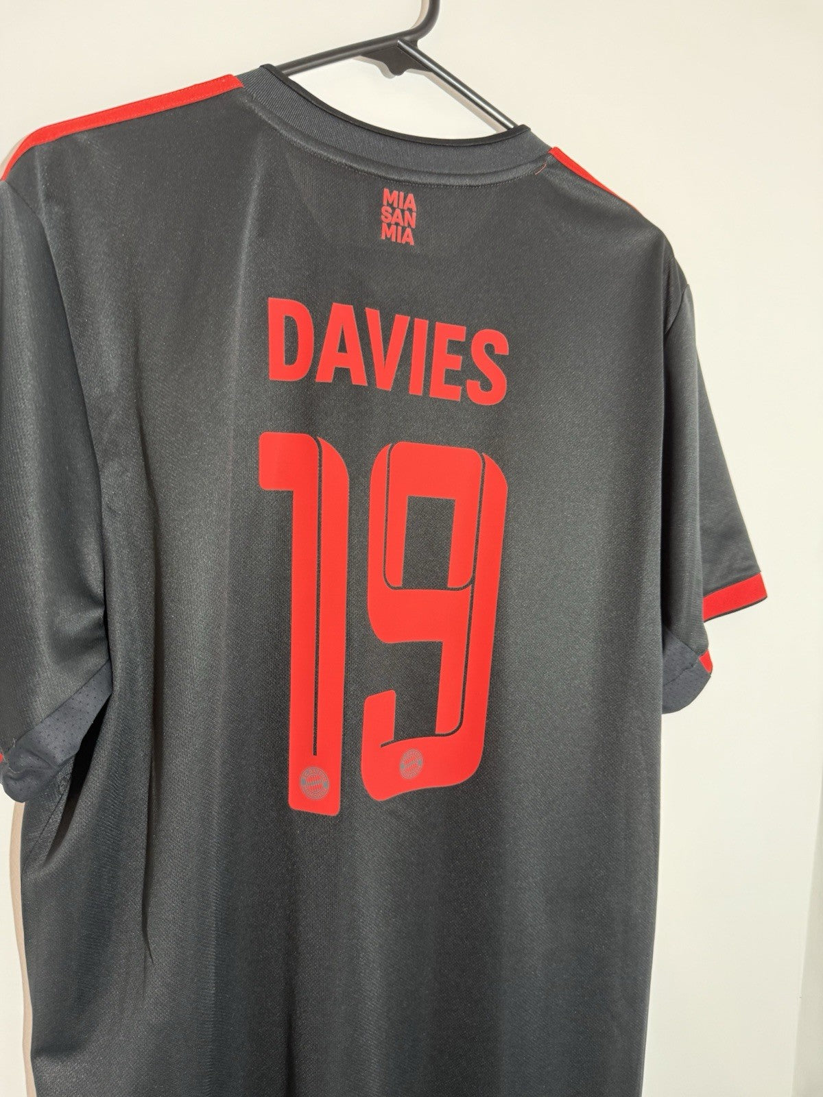 Bayern Munich Davies #19 2022/23 XL 3rd Shirt Excellent Condition H39907