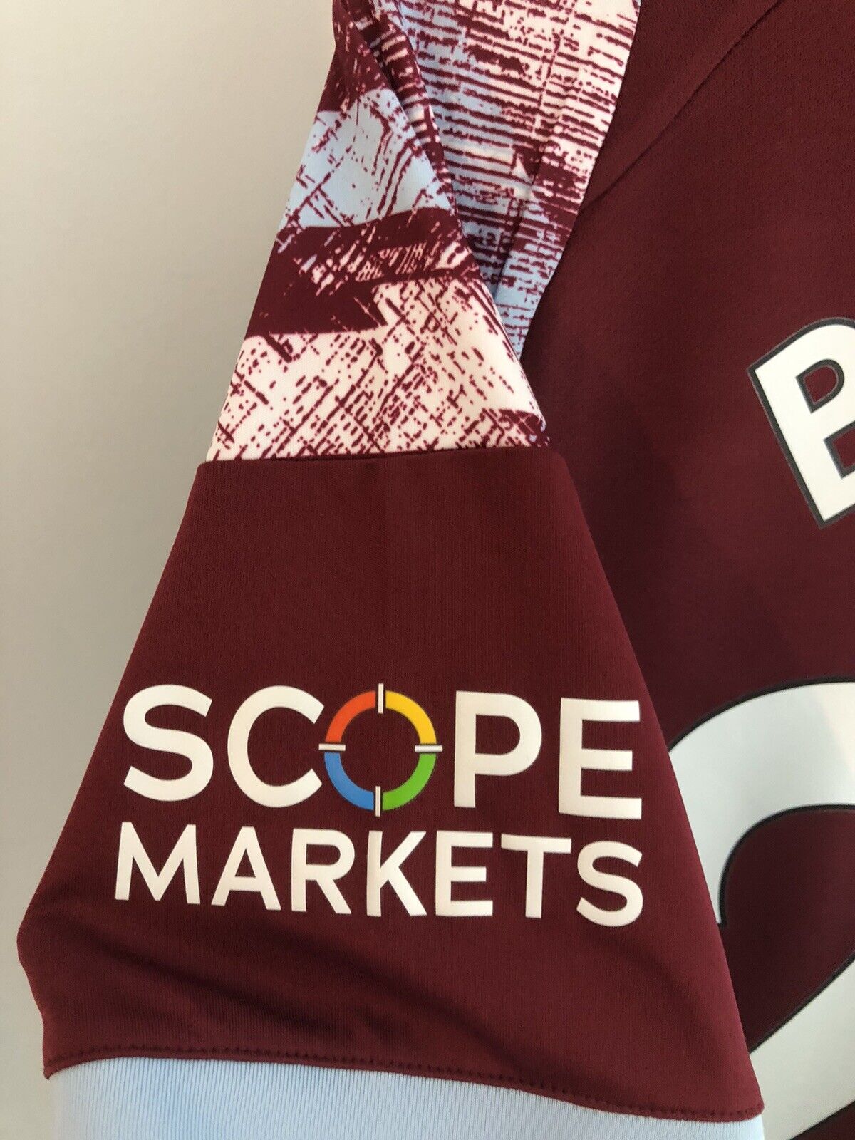 Bowen #20 West Ham United 2022/23 Medium Home Umbro Excellent Condition