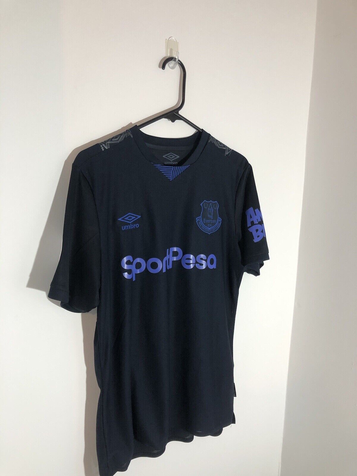 Baines 3 Everton Large 2019 20 3rd Shirt Umbro Excellent Condition
