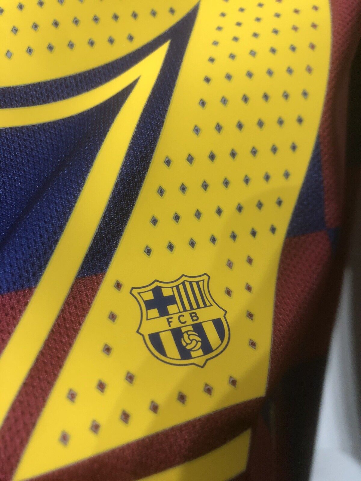 Suarez #9 Barcelona Medium 2019/20 Home Football Shirt Nike Excellent Condition