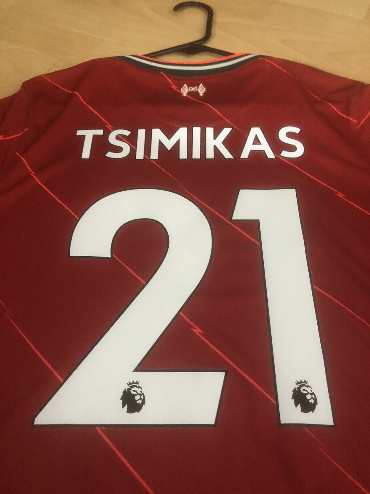 Tsimikas 21 Liverpool Medium 2021 22 Home Shirt Excellent Condition DB2560 688