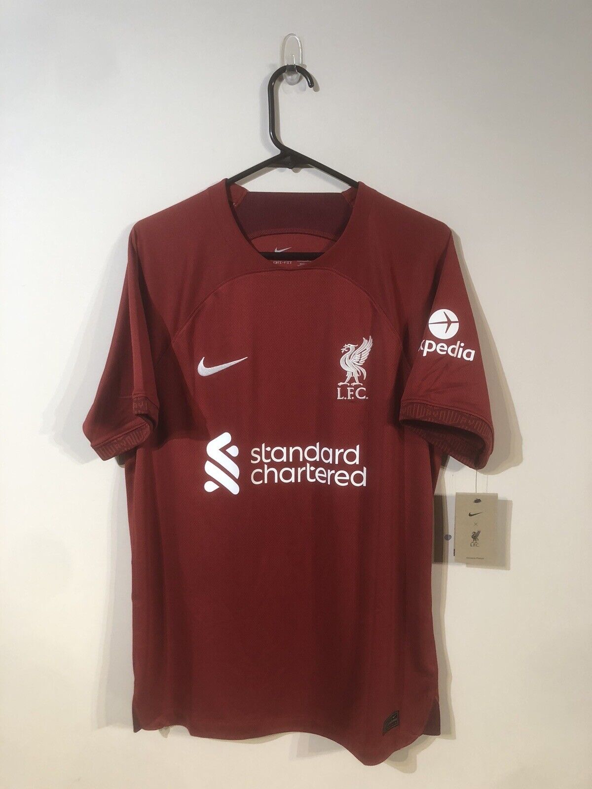 Virgil #4 Liverpool Medium 2022/23 Euro Home Jersey Nike BNWT