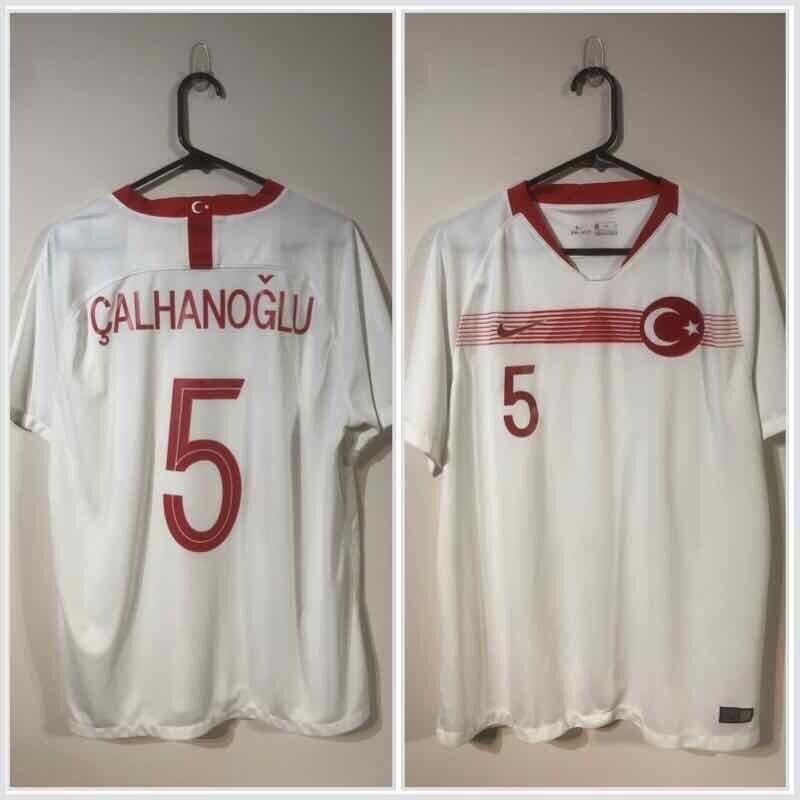 Calhanoglu #5 Turkey 2018 X-Large Away Football Shirt Nike Very Good Condition