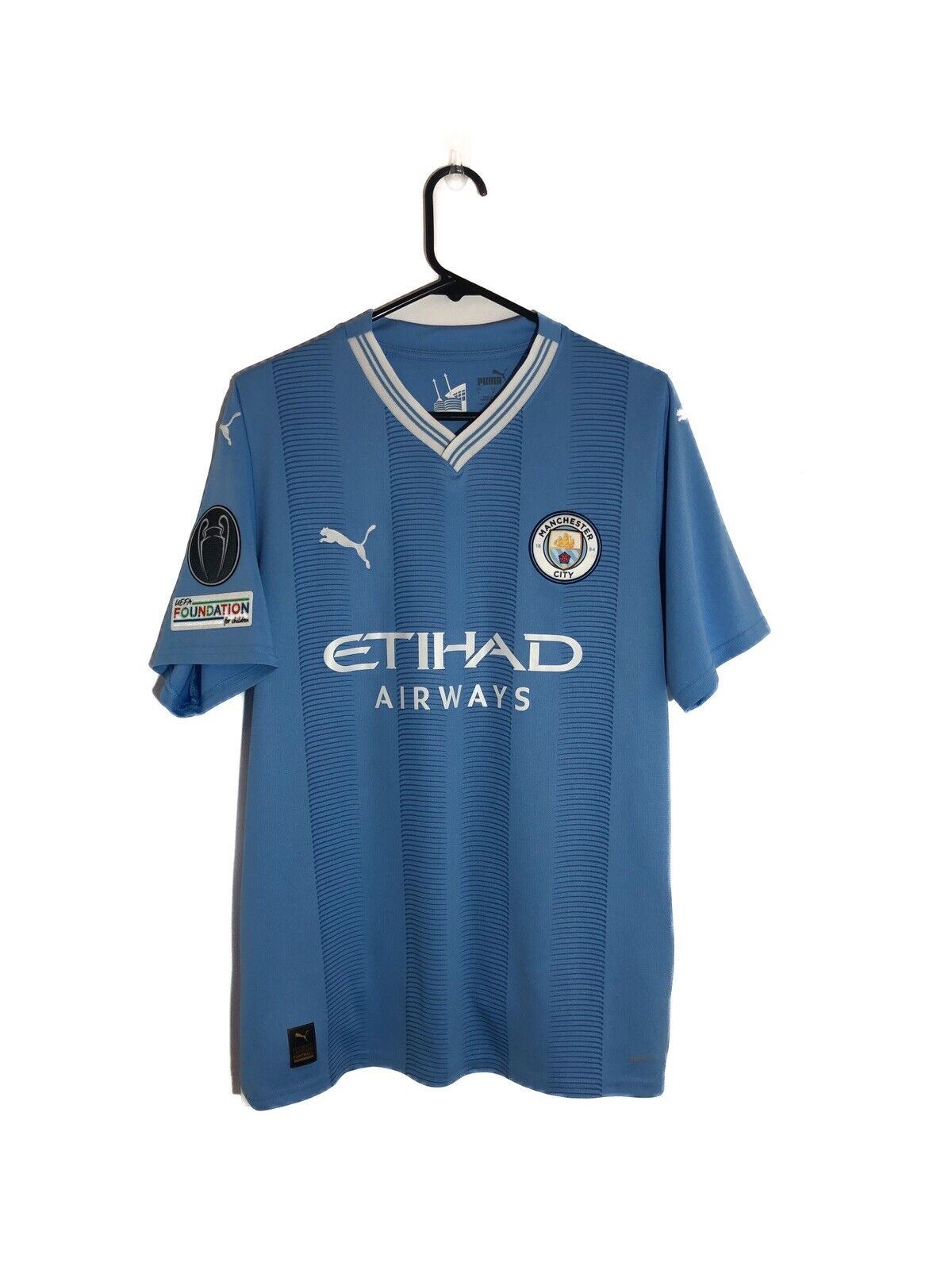 Akanji 25 Manchester City 2023 24 Large Home Shirt Excellent Condition 770438 01