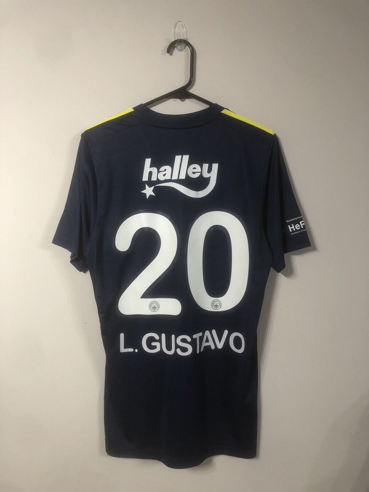 L. Gustavo #20 Fenerbahce BNWT Home 2019/20 Medium Football Shirt Adidas