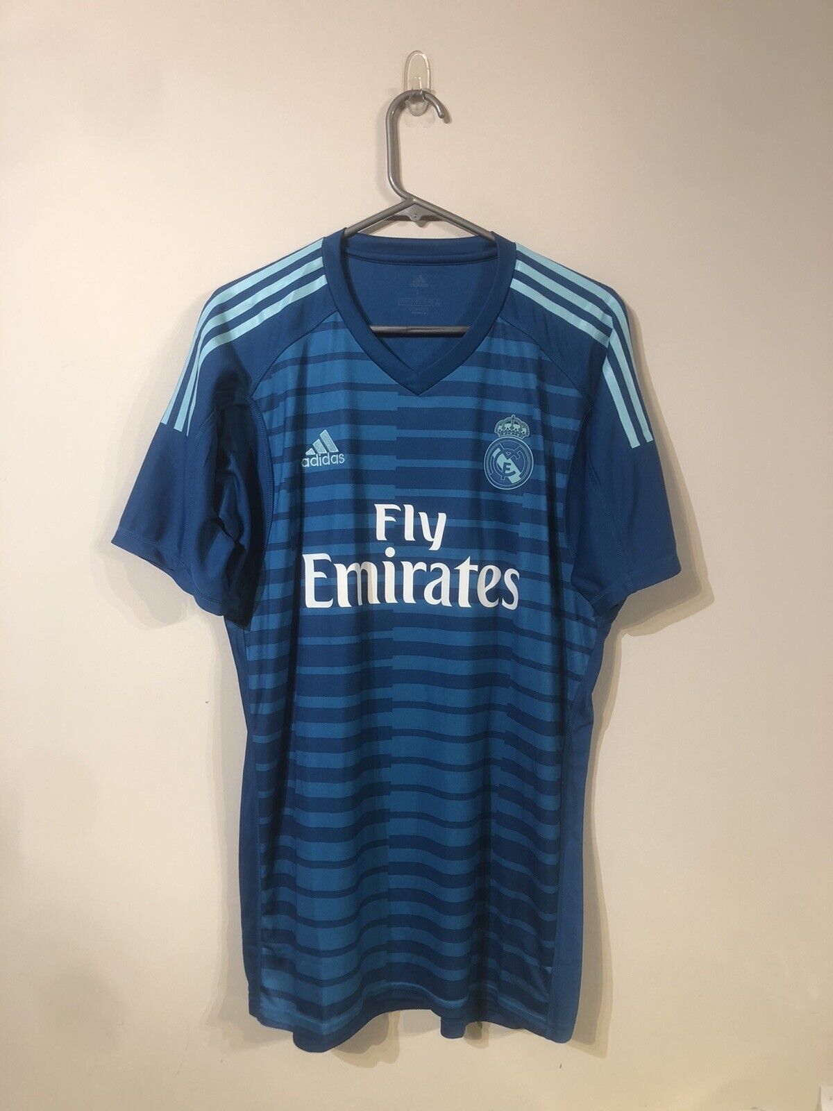 Courtois #25 Real Madrid 2018/19 Away Goalkeeper Large Shirt Adidas BNWT