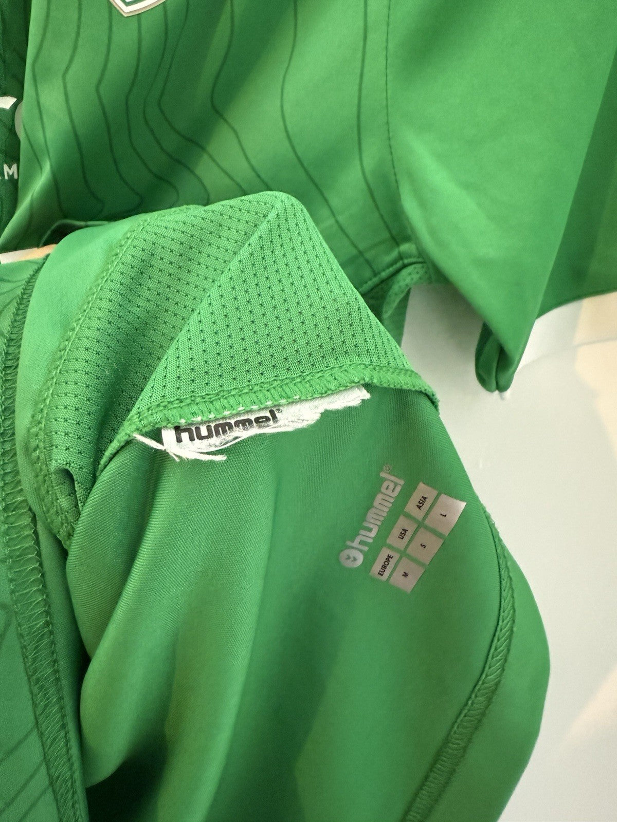AS Saint-Étienne 2022/23 Medium Home Shirt Hummel Excellent Condition