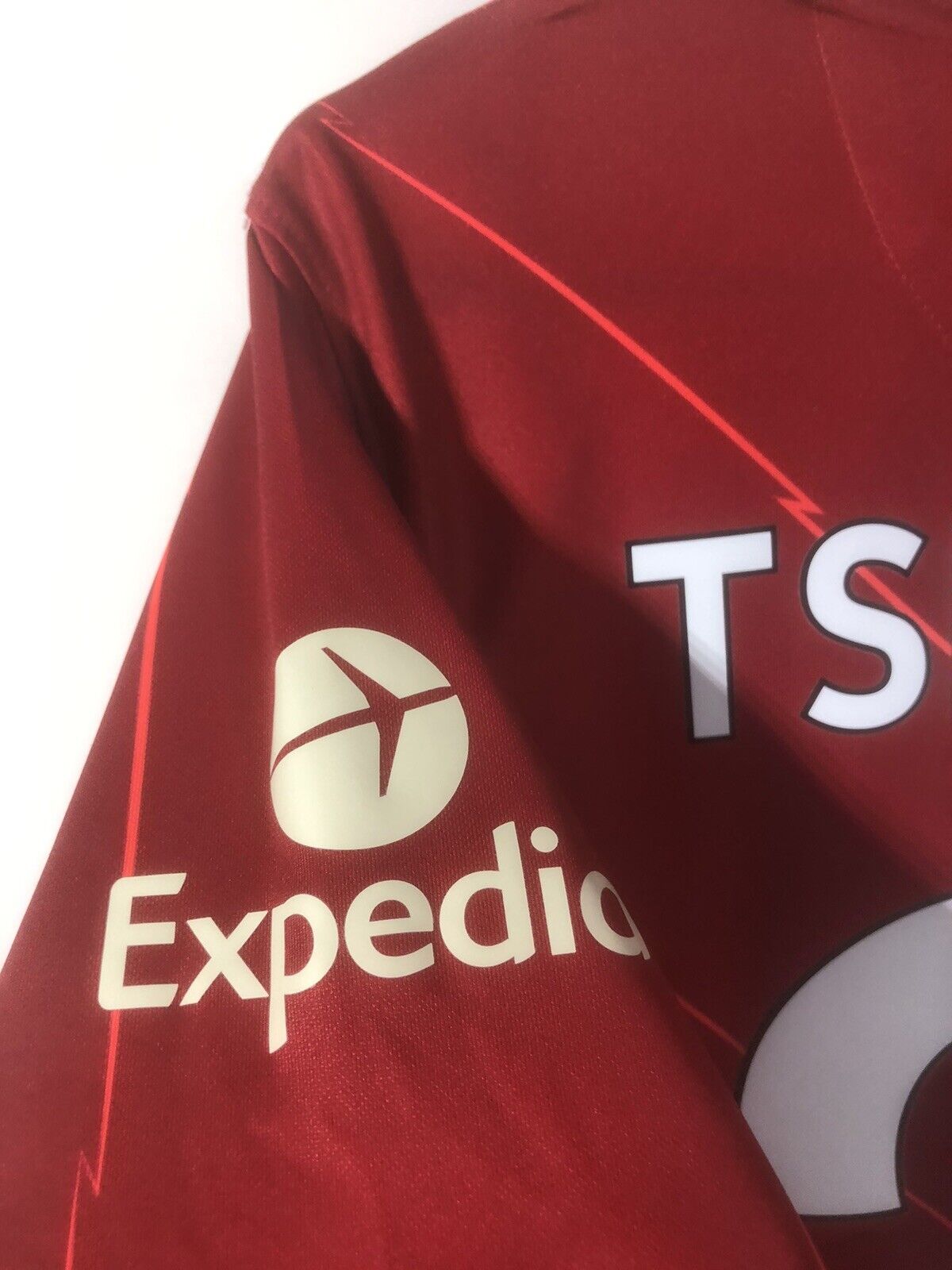 Tsimikas 21 Liverpool Medium 2021 22 Home Shirt Excellent Condition DB2560 688