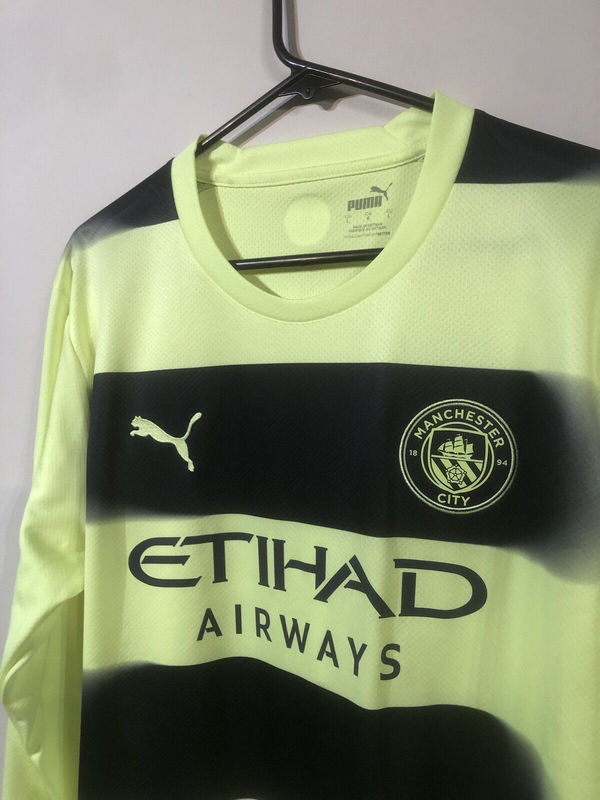 De Bruyne #17 Manchester City Treble 2022/23 Large 3rd Shirt Excellent Condition