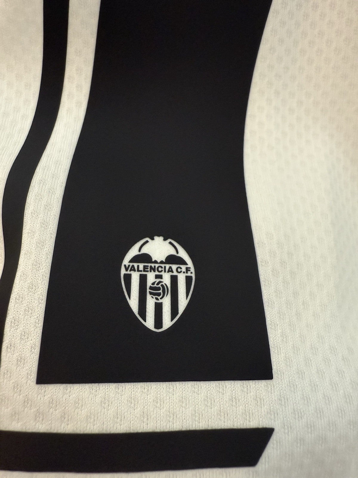 Valencia Guedes #7 Large Home 2020/21 Shirt 757470-01