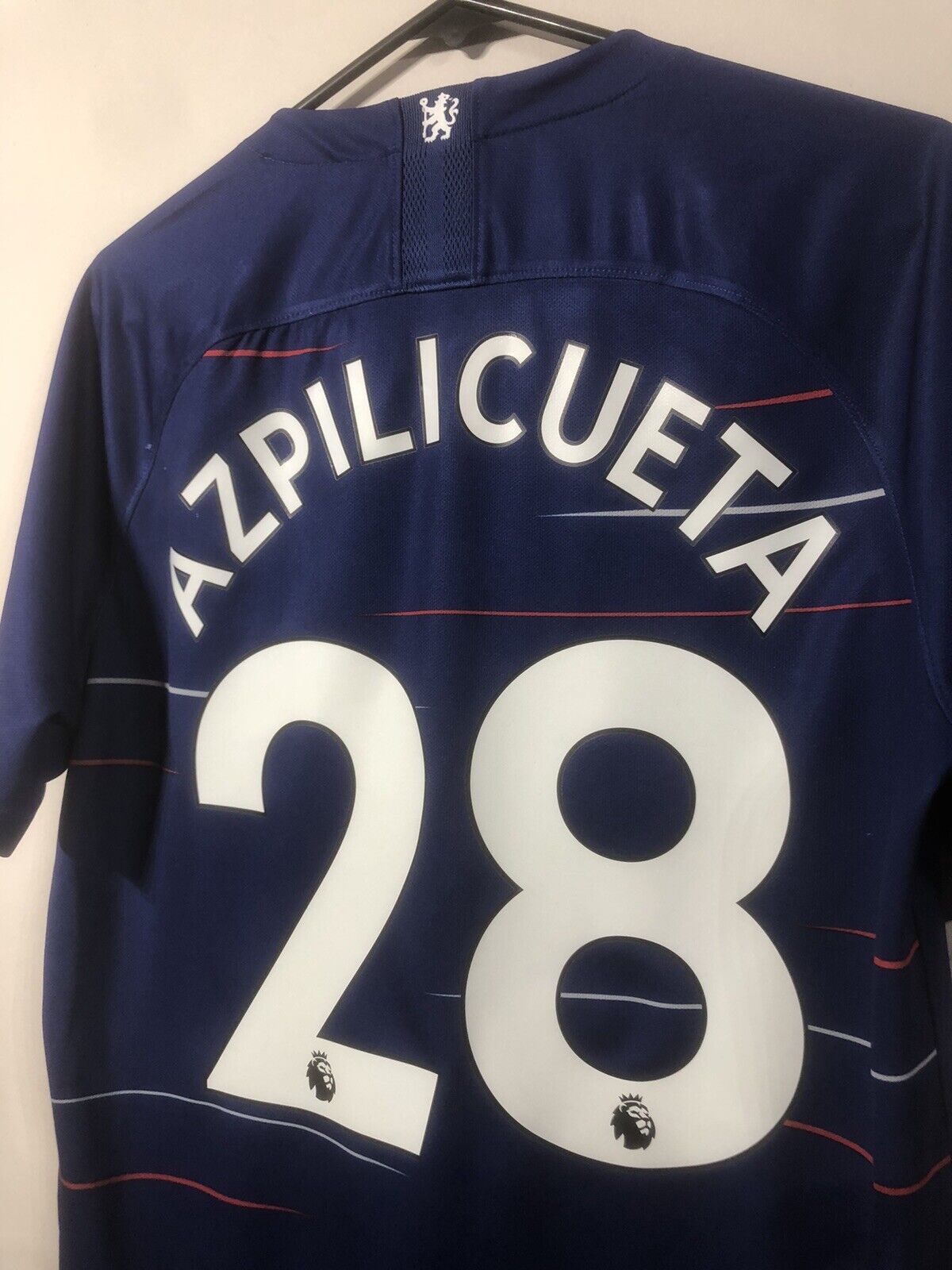 Azpilicueta #28 Chelsea Medium 2018/19 Home Shirt Nike Very Good Condition