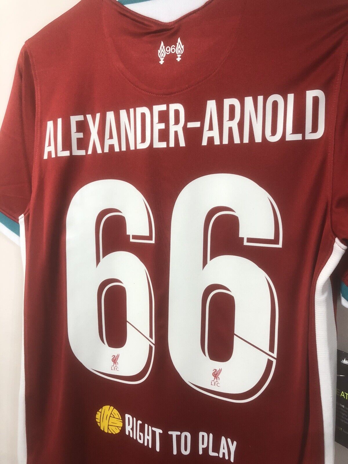 Alexander-Arnold #66 Euro BNWT Liverpool Small 2020/21 Home Shirt Jersey Nike