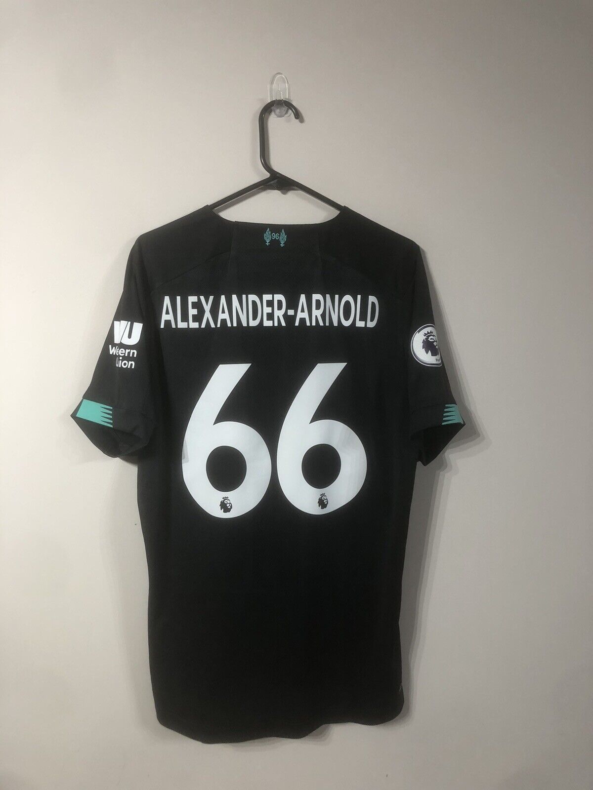 Alexander-Arnold #66 Liverpool Large 2019/20 3rd Shirt Excellent Condition