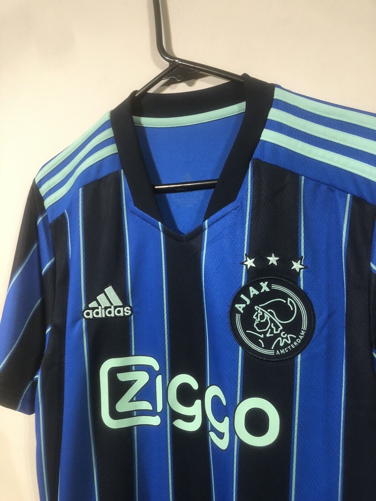 Klaasen #6 Ajax Amsterdam BNWT Large 2021/22 Away Shirt Jersey