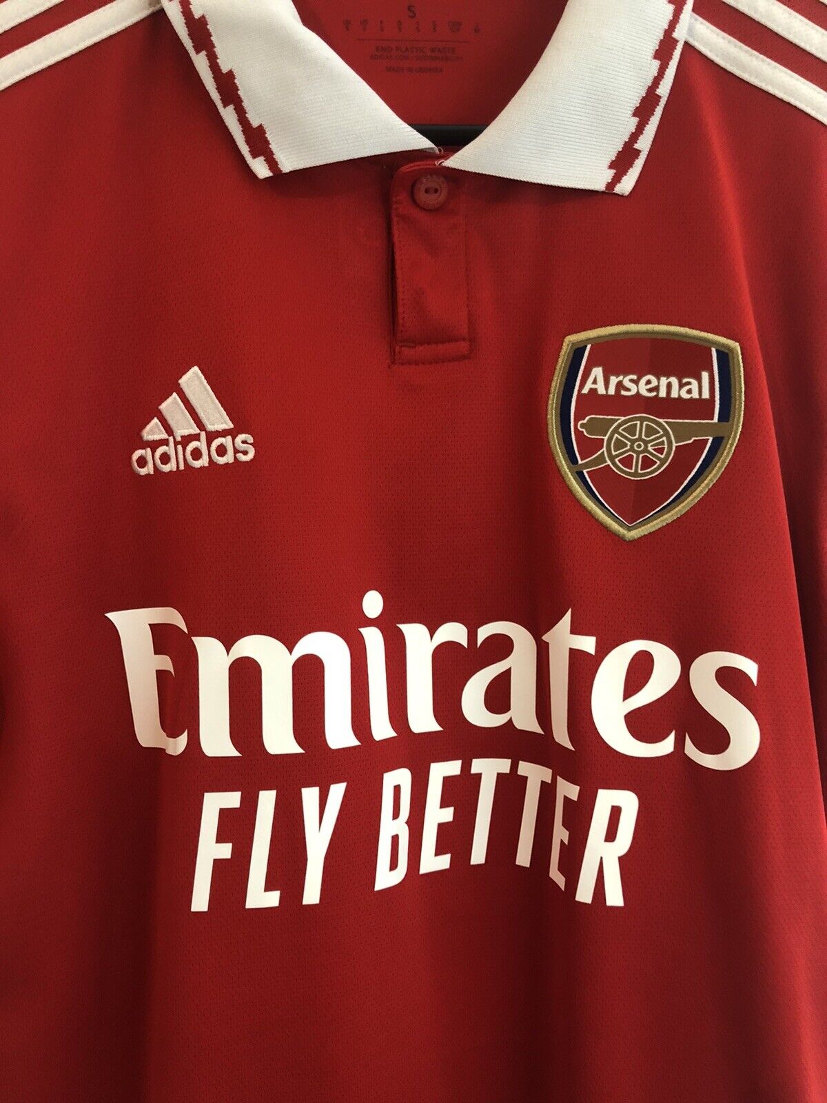 Trossard #19 Arsenal 2022/23 Small Home Shirt Excellent Condition H35903