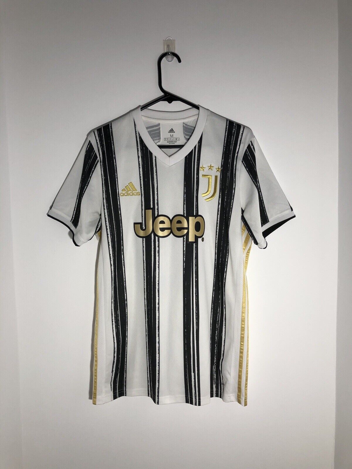 Cuadrado #16 Juventus 2020/21 Medium Home Shirt Adidas Excellent Conditio EI9894