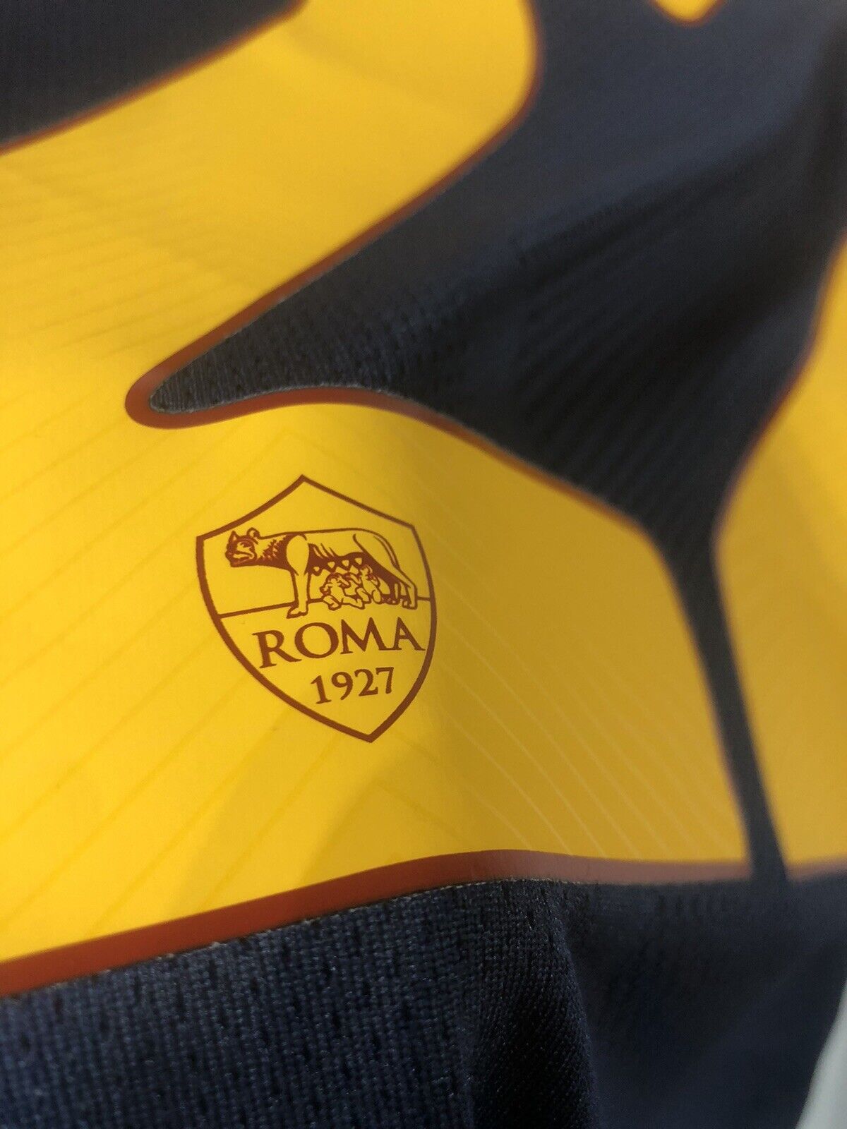 Zaniolo #22 AS Roma 4th 2021/22 Small Football Shirt New Balance BNWT