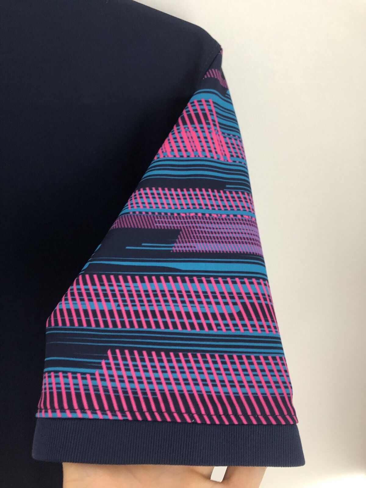 RB Leipzig 2021 22 Medium 3rd Shirt Excellent Condition Db5904 411