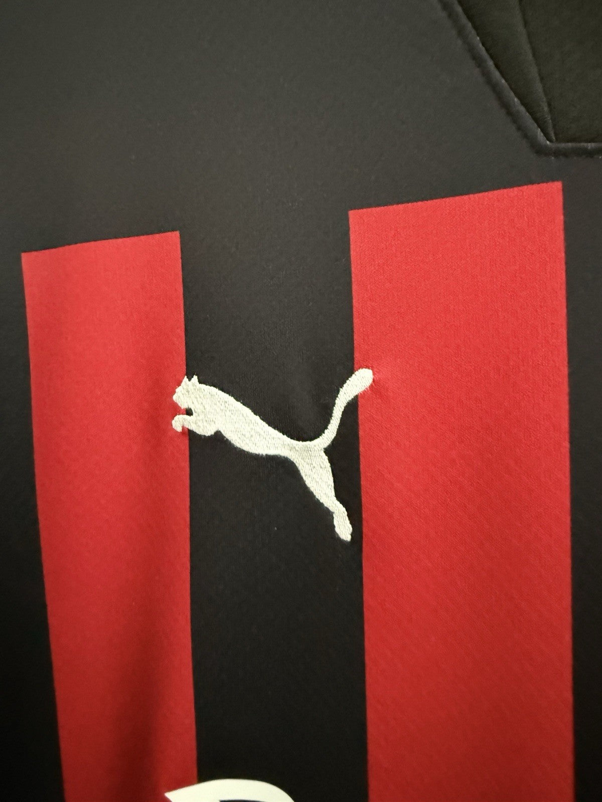 AC Milan Giroud #9 2022/23 Home Large Shirt Excellent Condition 765824-01