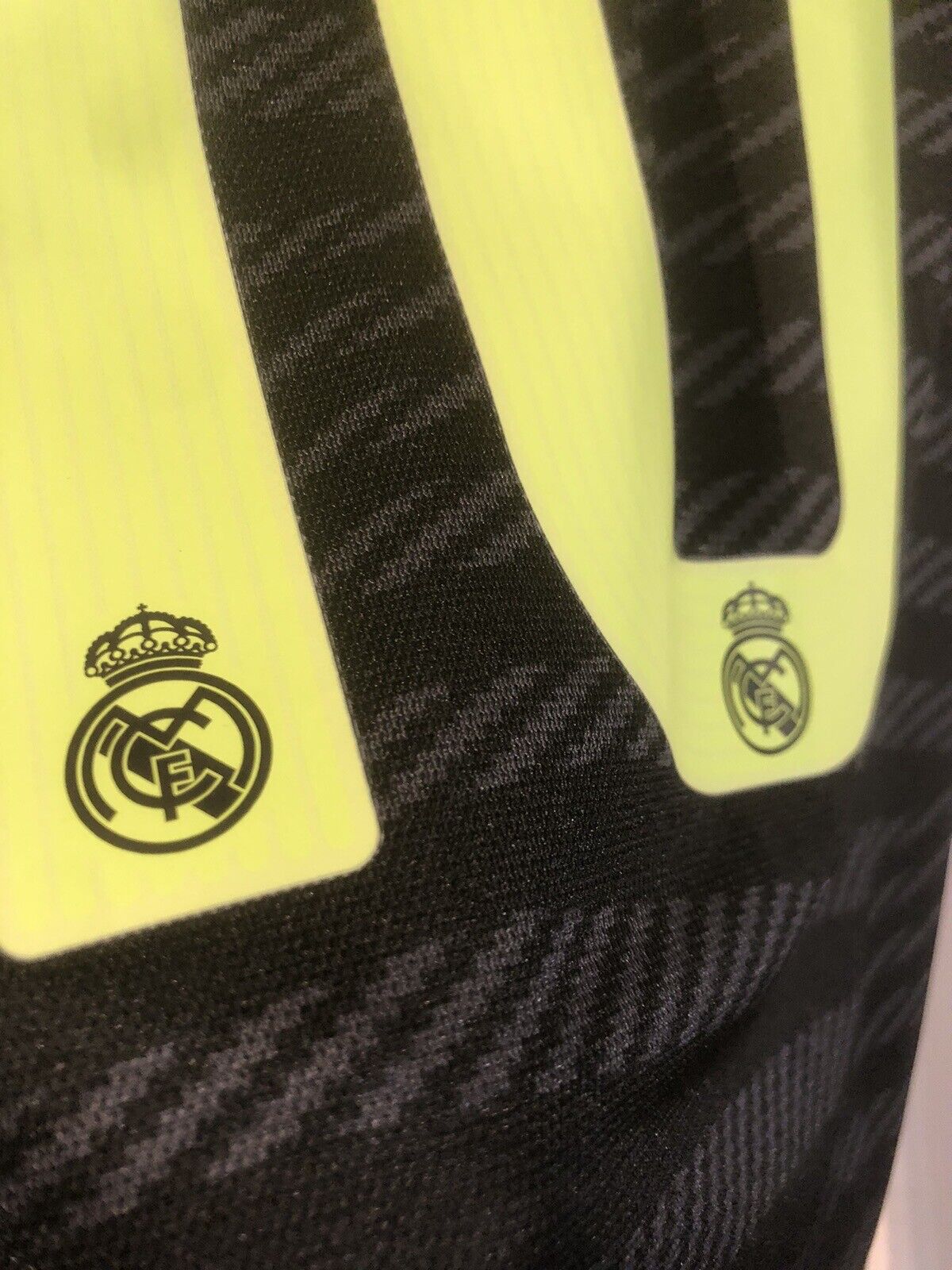 Modric #10 Real Madrid 2022/23 3rd Large Football Shirt Adidas BNWT