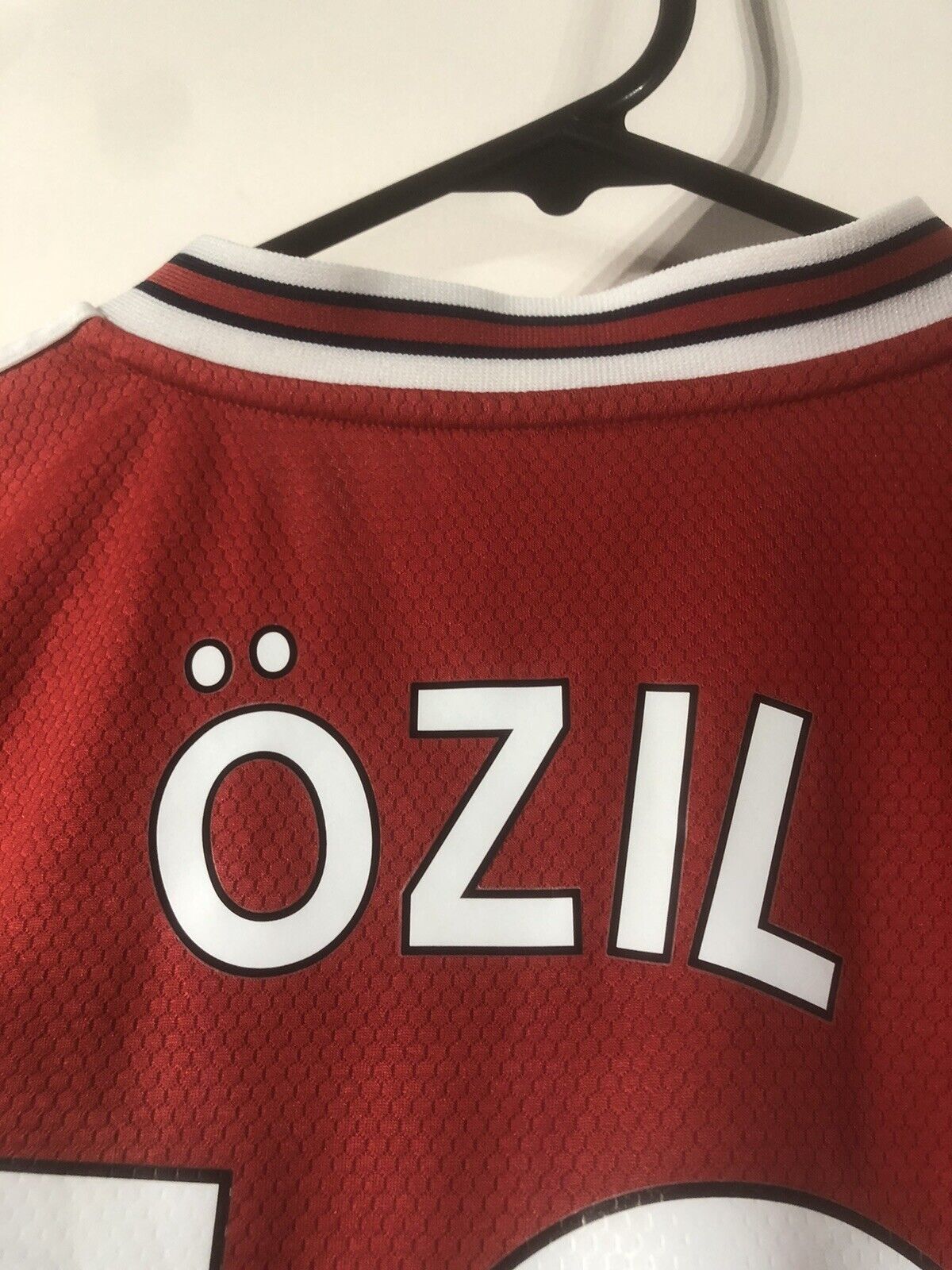 Ozil #10 Arsenal 2019/20 Medium Home Shirt Excellent Condition EH5637