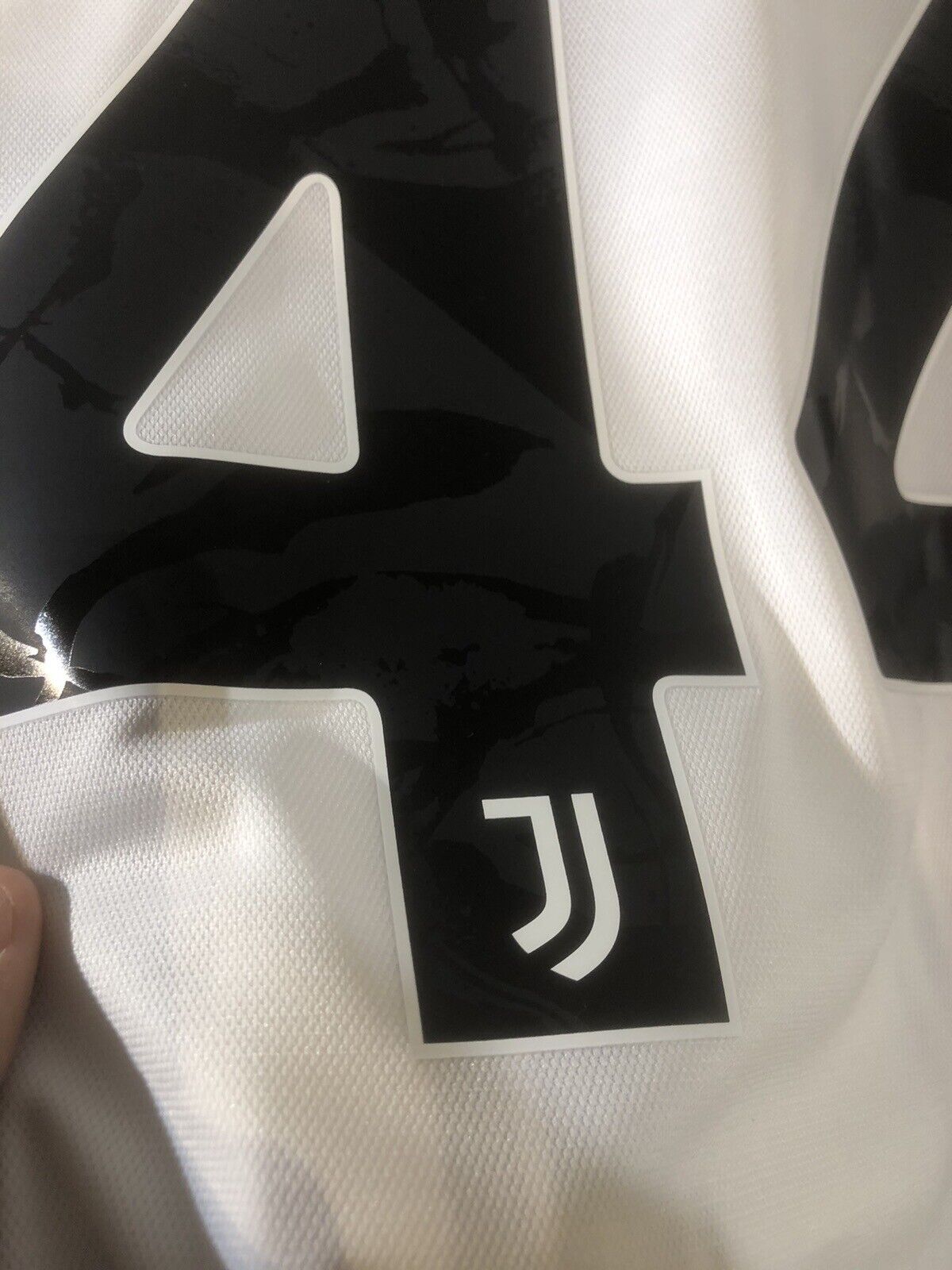 Kulusevski #44 Juventus 2020/21 Large Home Football Shirt Adidas BNWT